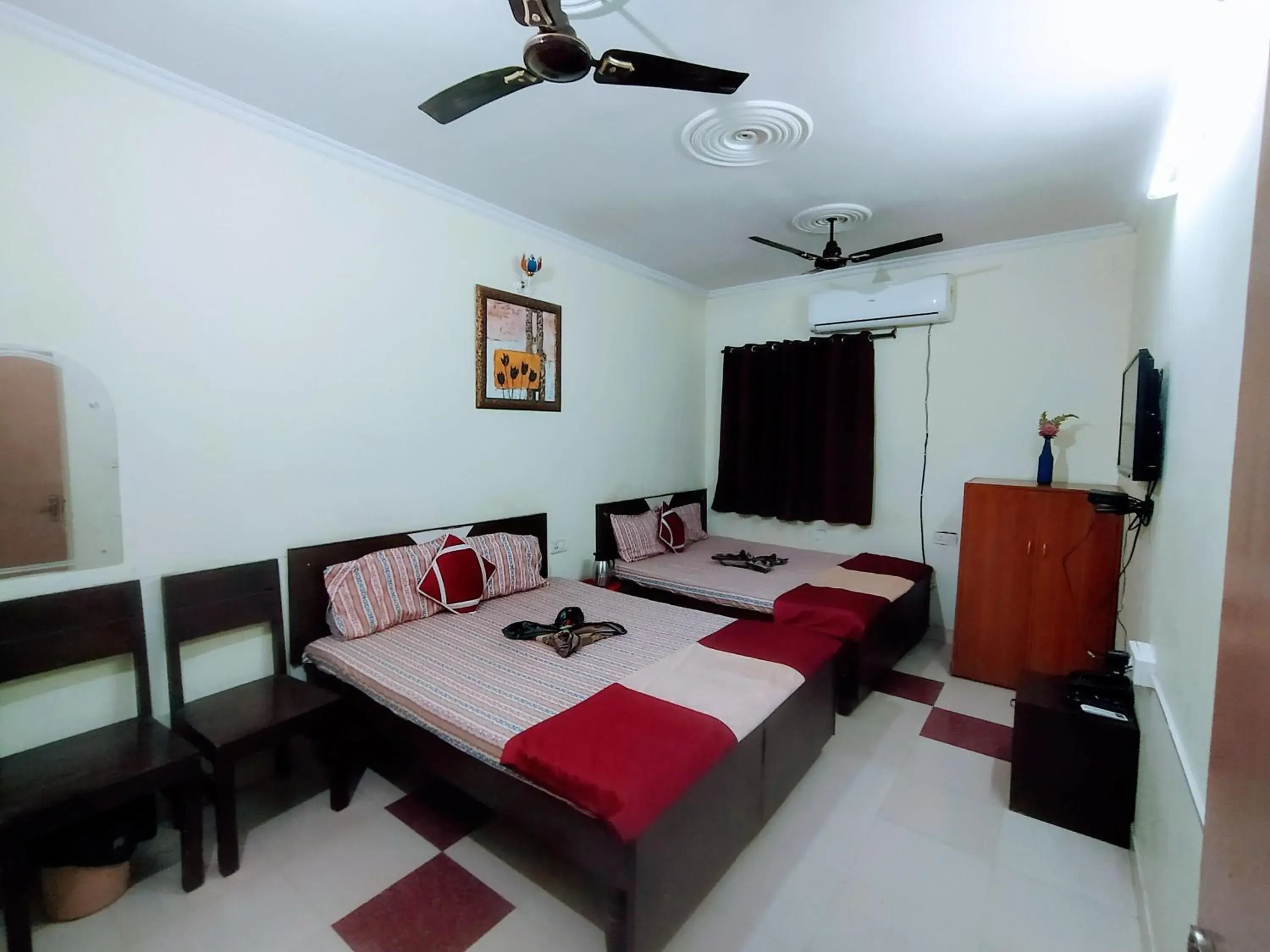 Bed in Satkar Hotel Bed in Satkar Hotel