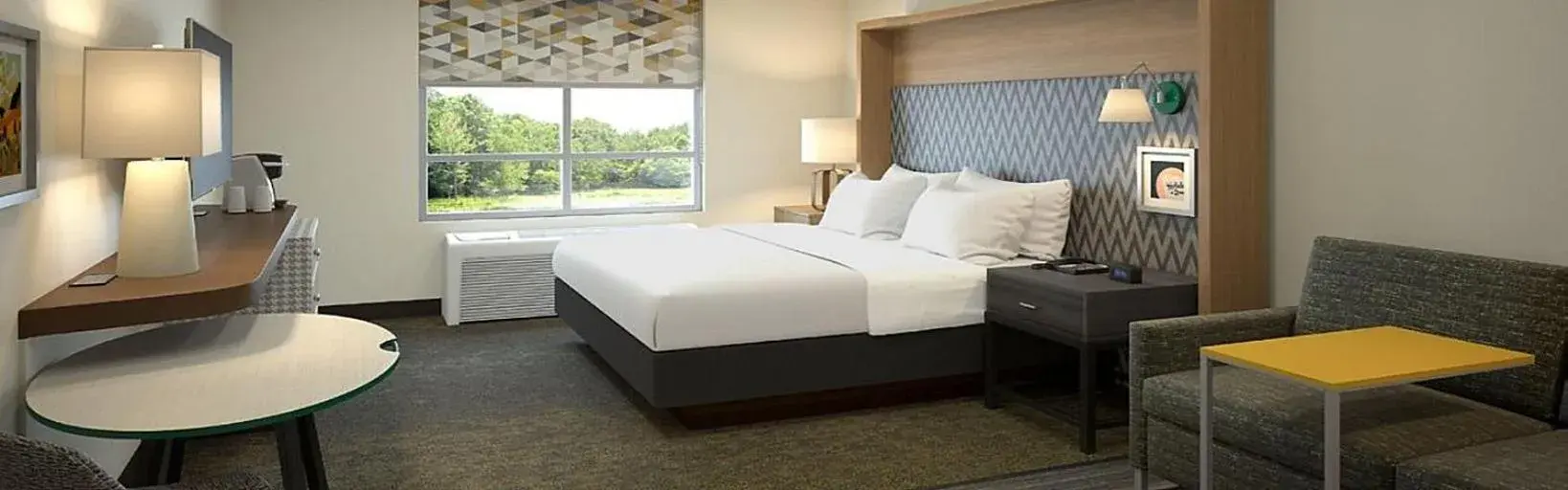 Bed in Holiday Inn Indianapolis Airport Area N