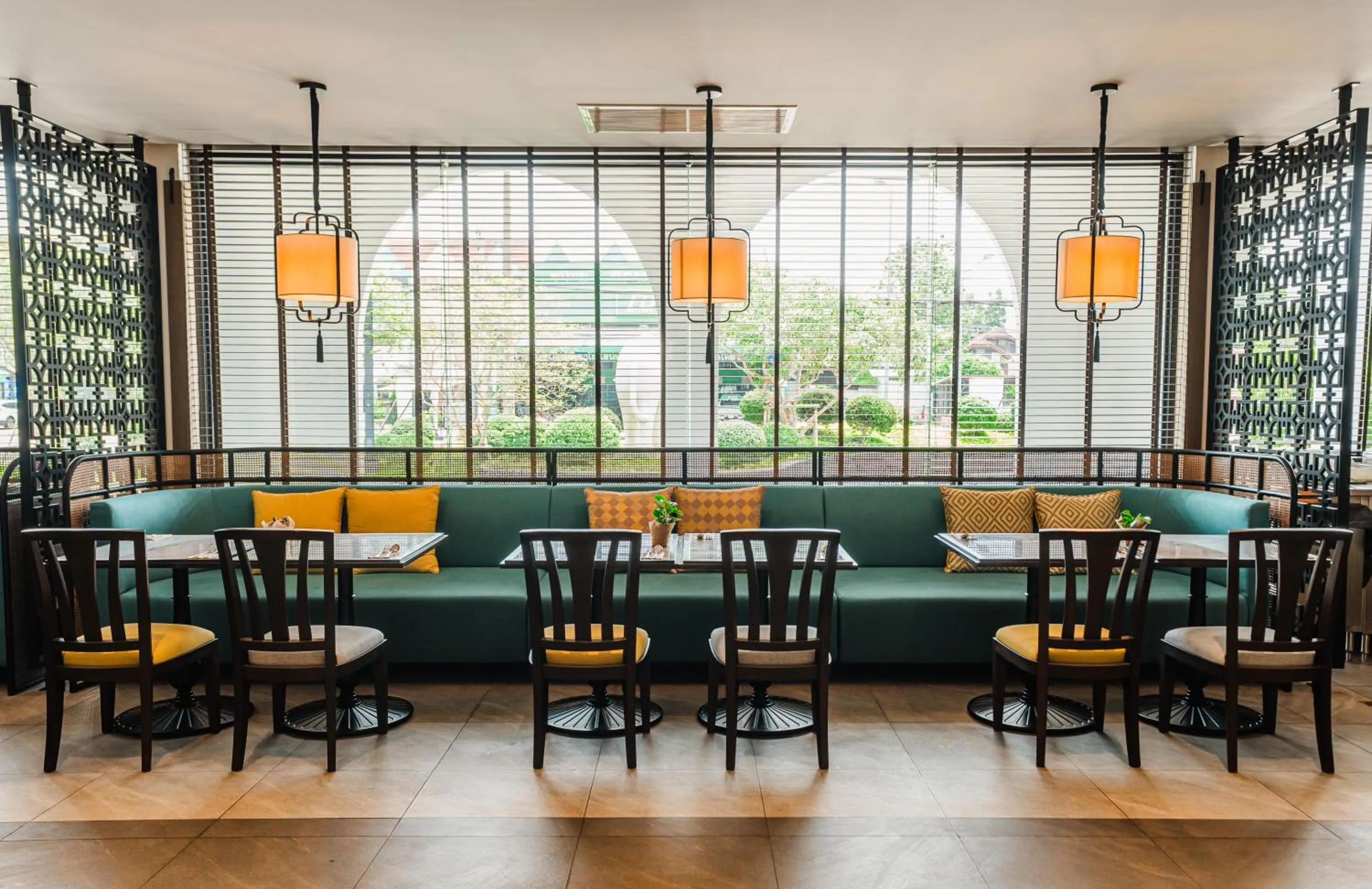 Restaurant/places to eat in Indochina Hotel