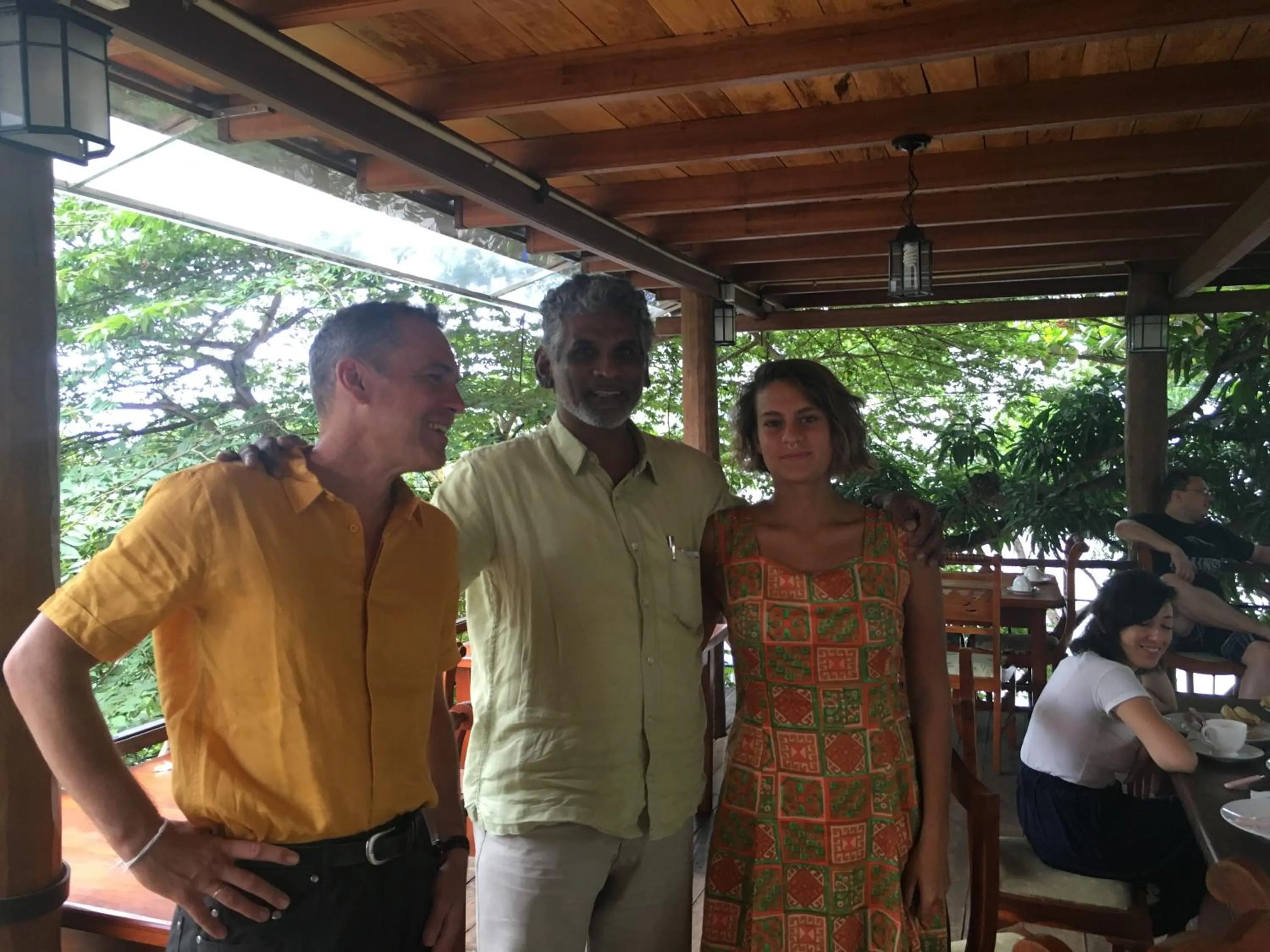 Restaurant/places to eat in Hotel Mango Garden