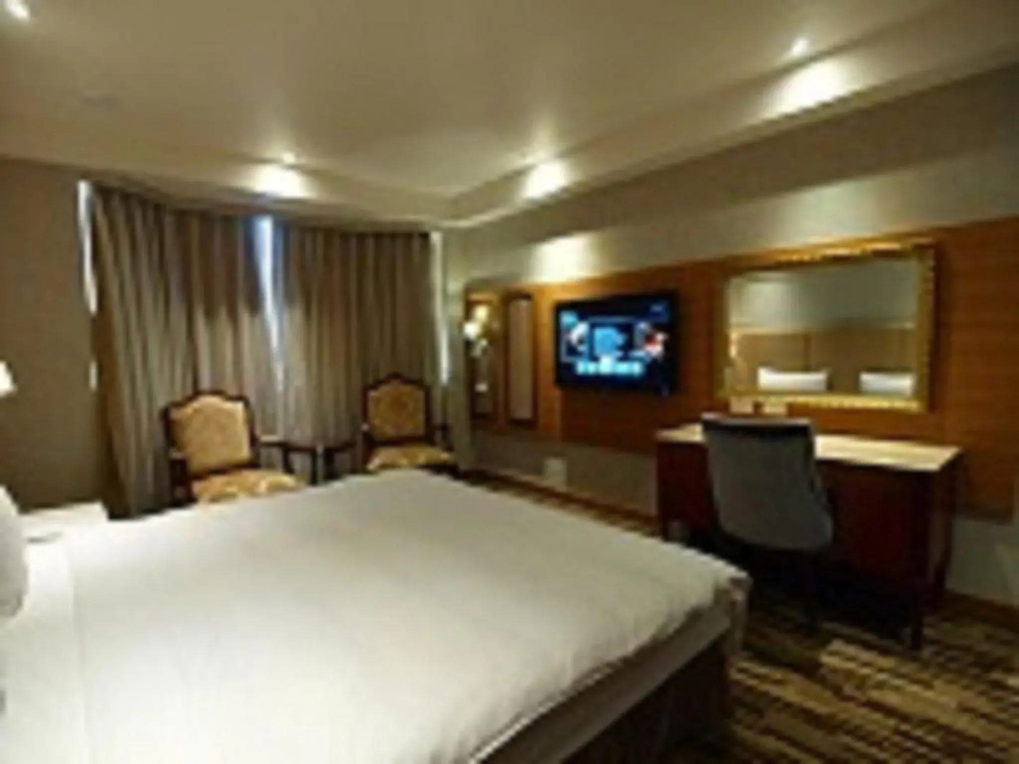 TV and multimedia, Bed in Grace Hotel