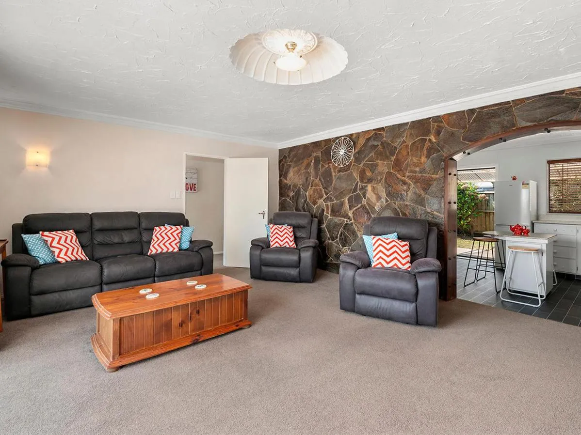 Heathcote Cottage - Taupo Holiday Home
