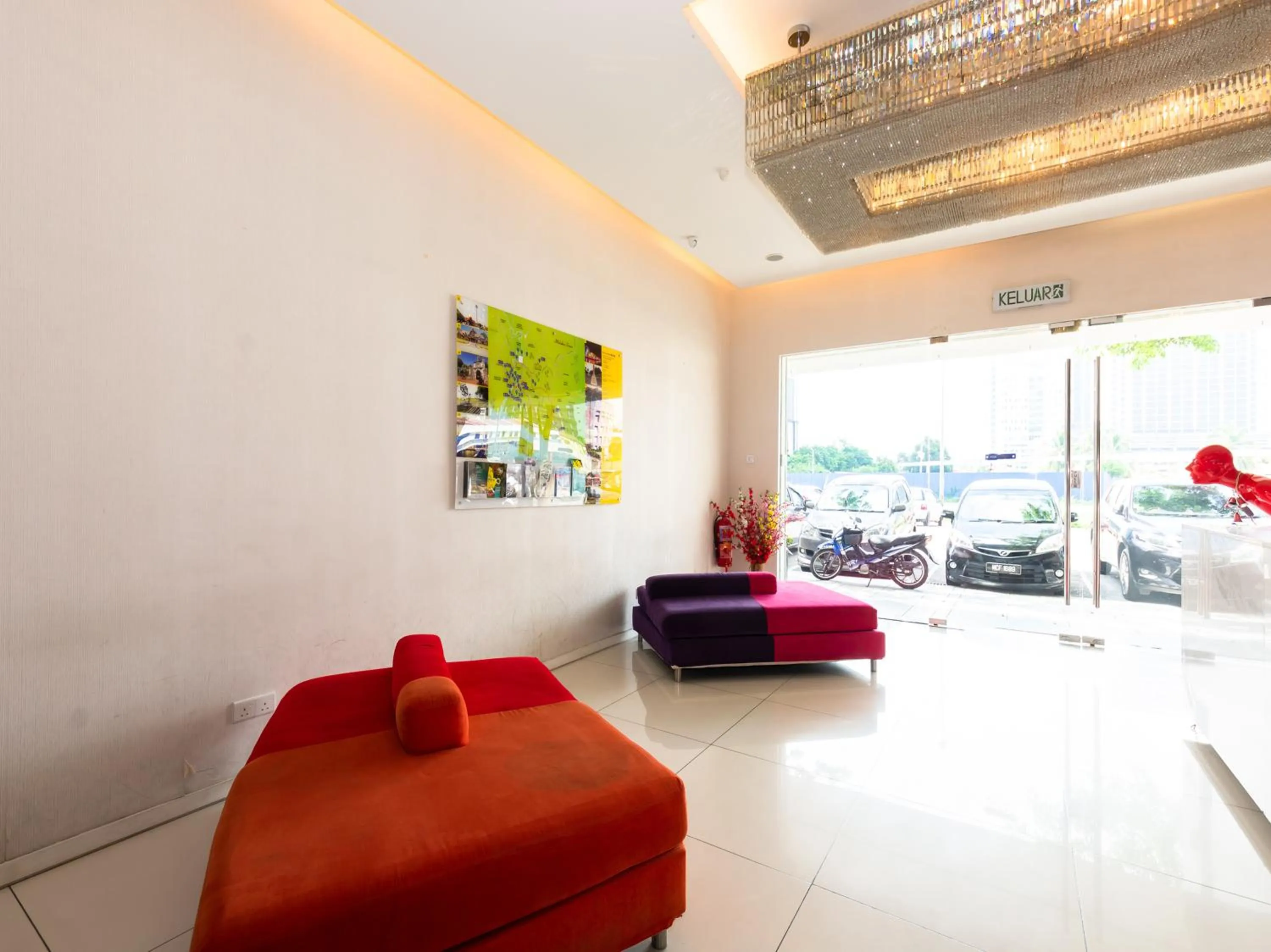 Seating area in MIO BOUTIQUE Hotel