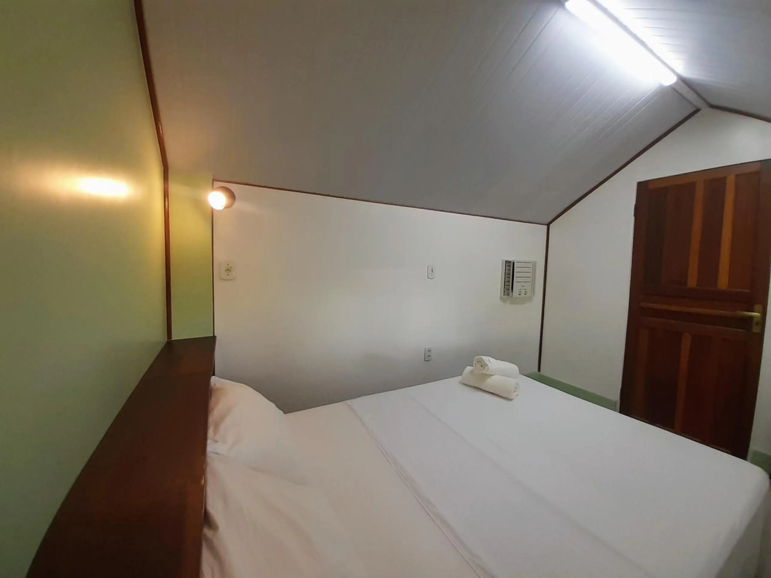 Bed in Raio de Sol pousada & camping