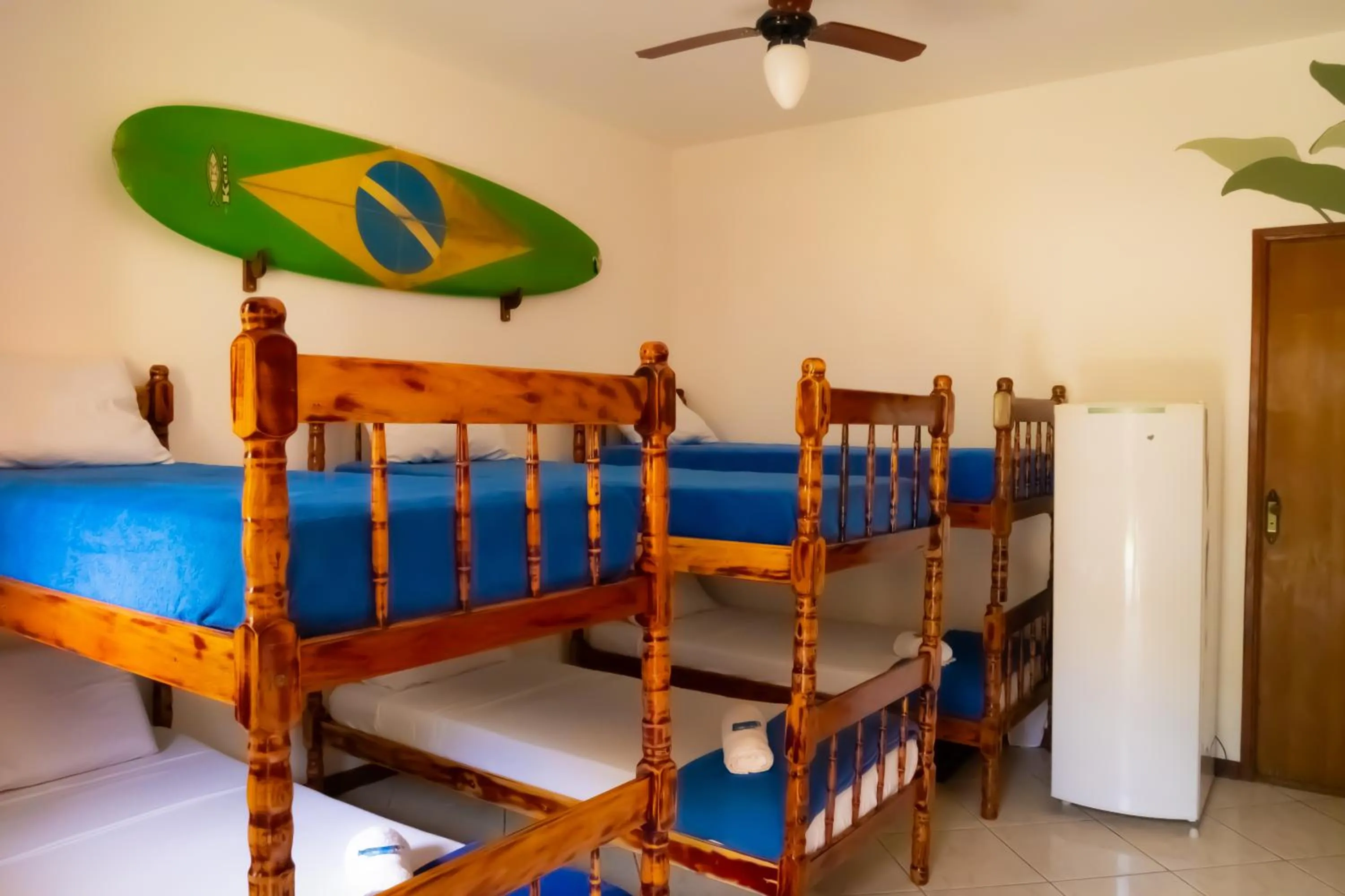 bunk bed, Bed in Raio de Sol pousada & camping
