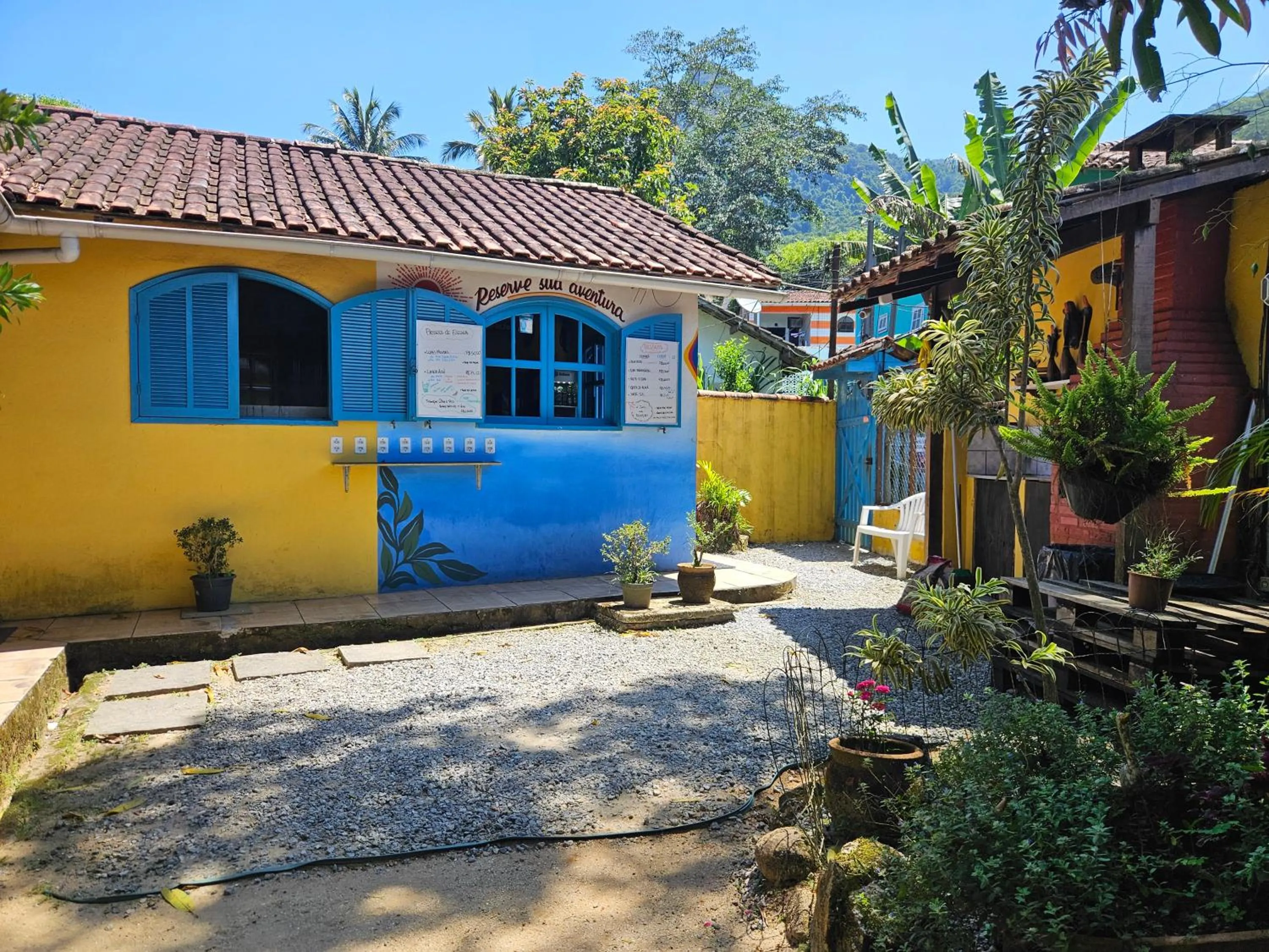 Facade/entrance in Raio de Sol pousada & camping