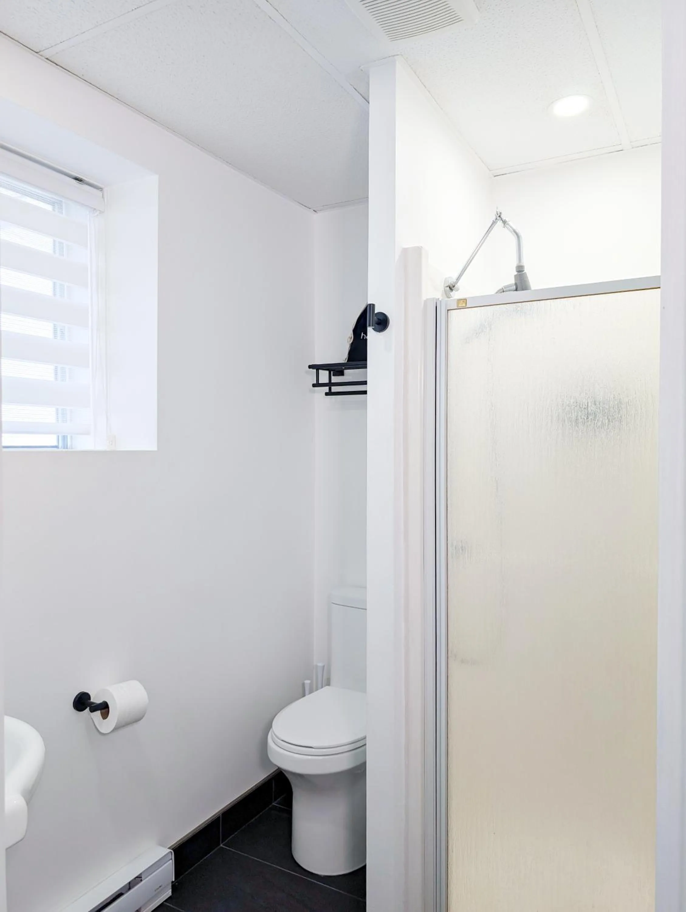 Toilet in Hébergement Harvey