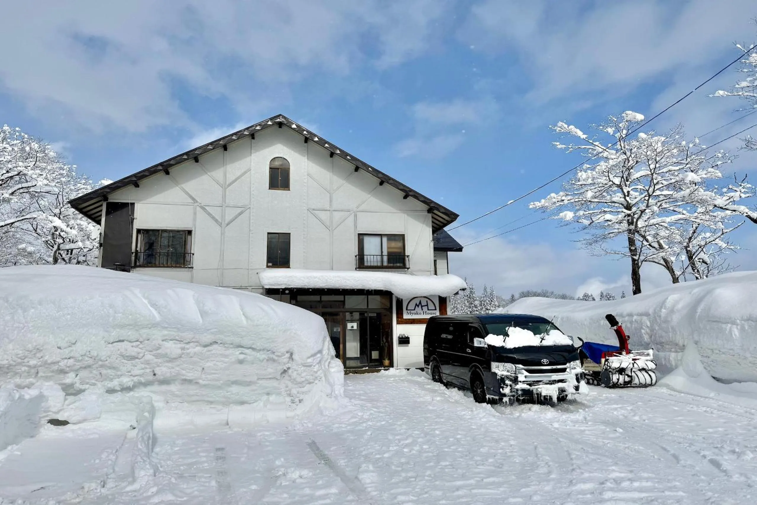 Property building in Myoko House