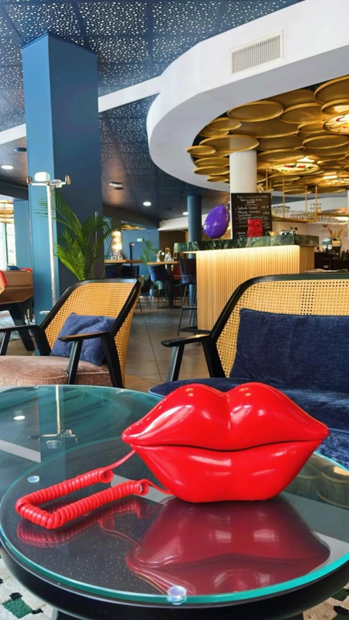 Seating area in Dali Hôtel Perpignan - Restaurant