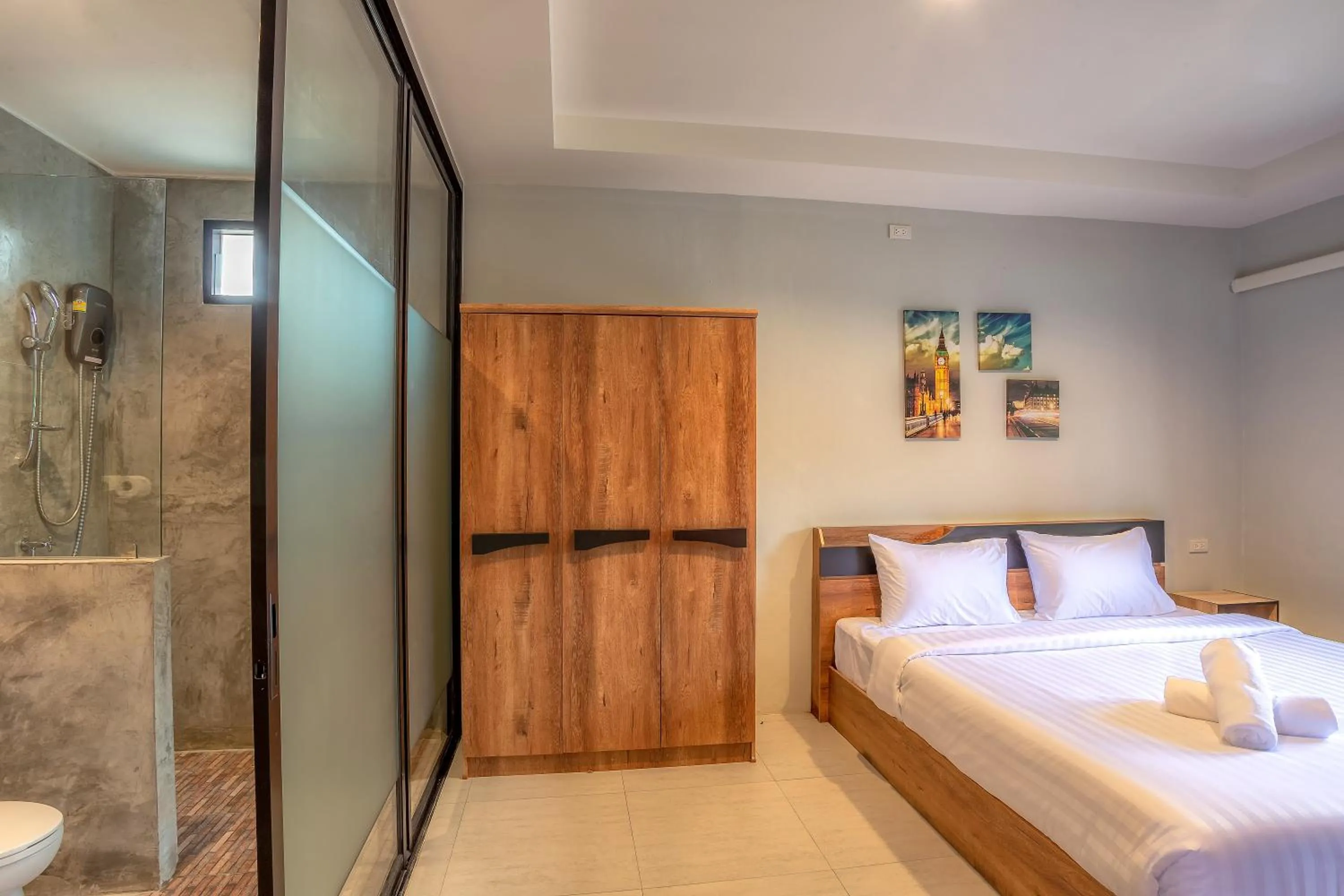 Bed in Malinee Resort