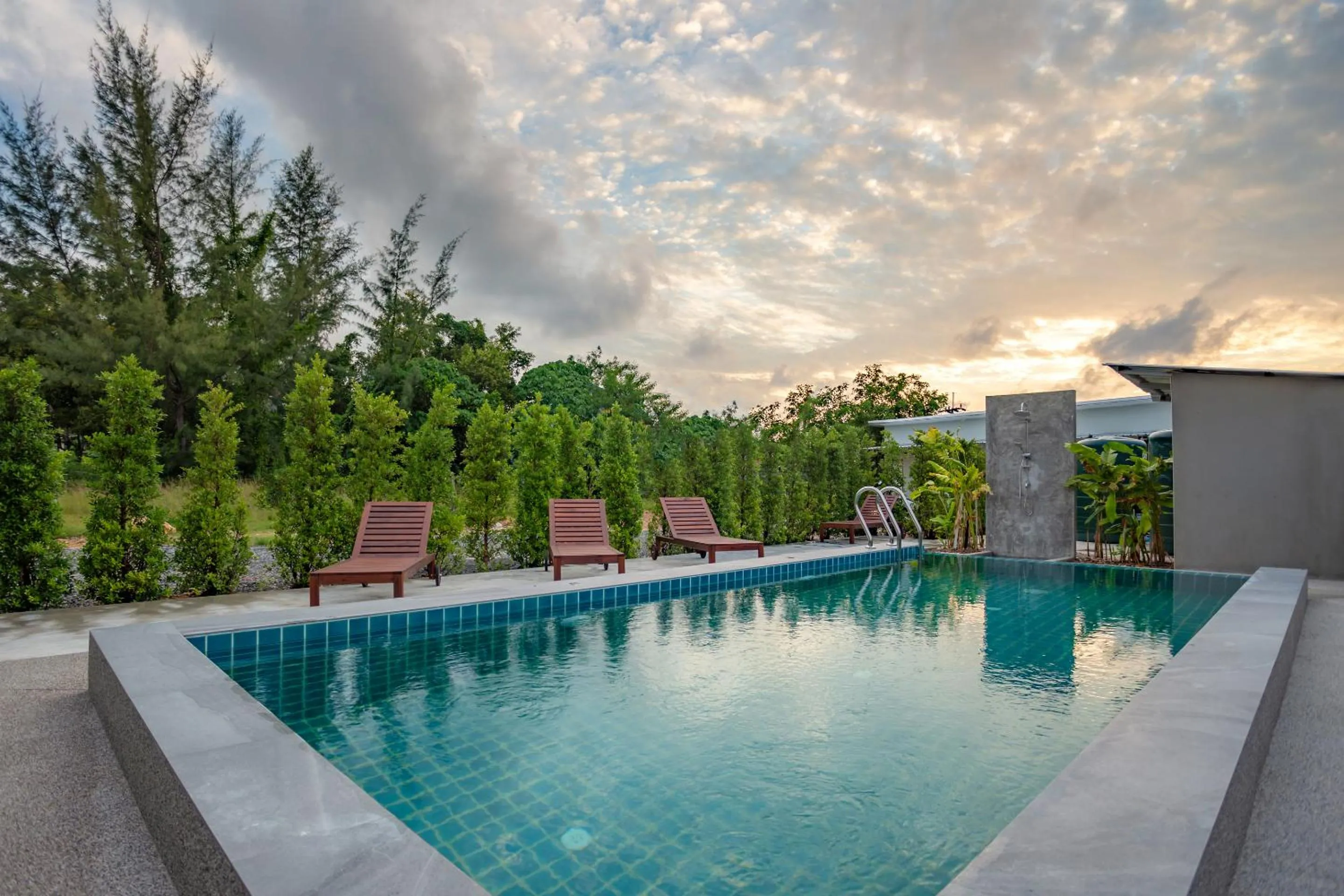 Swimming pool in Malinee Resort