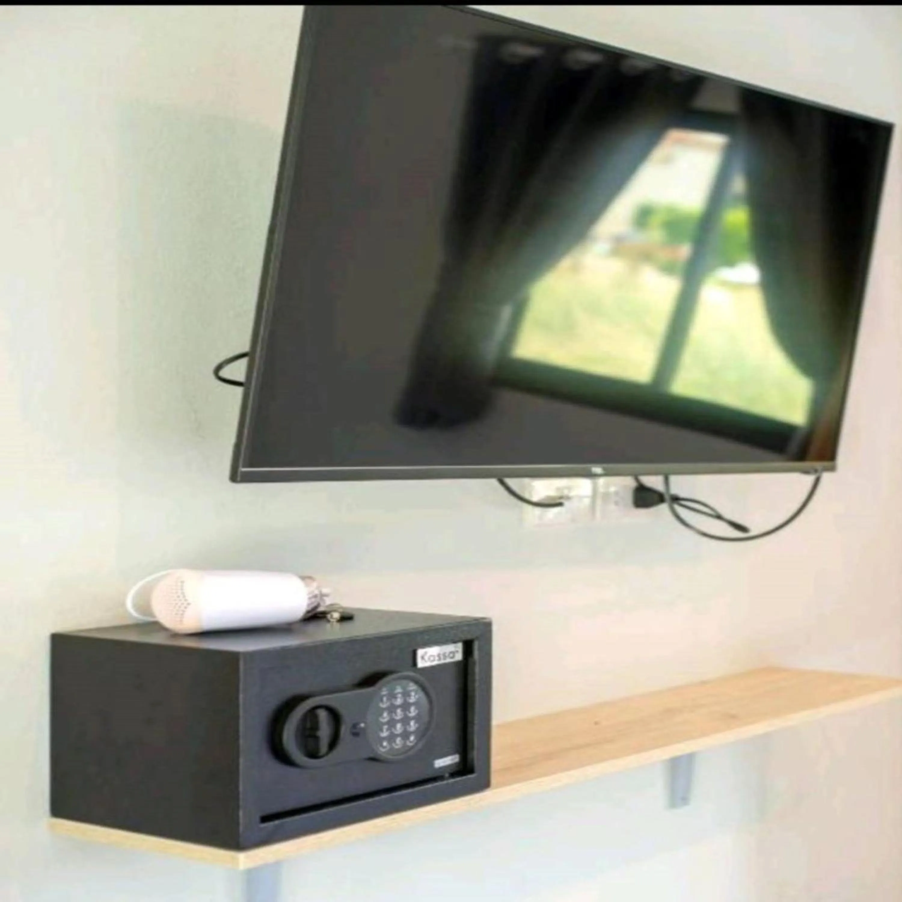 TV and multimedia in Malinee Resort