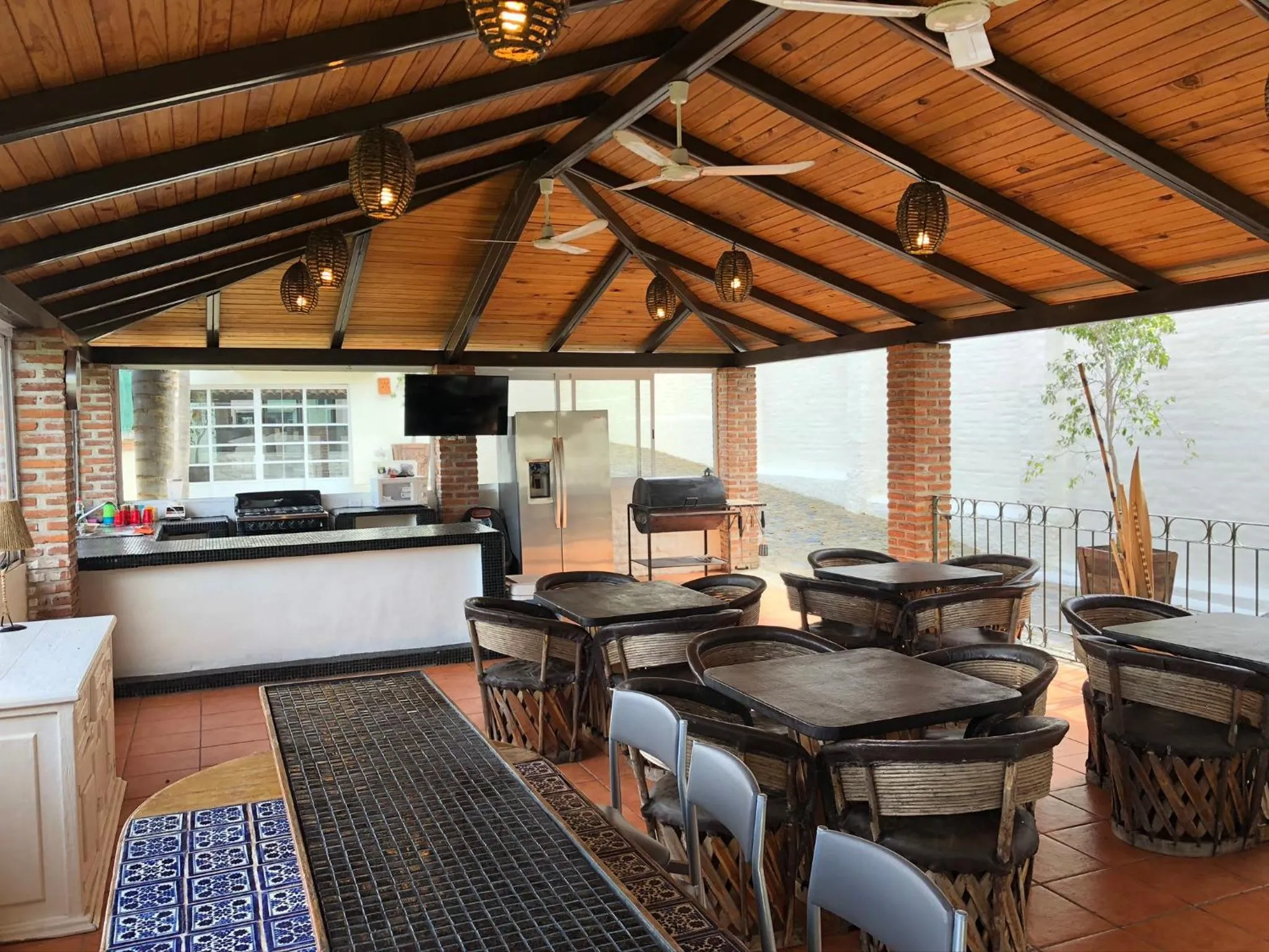 Communal lounge/ TV room in CHIFLON VILLAS