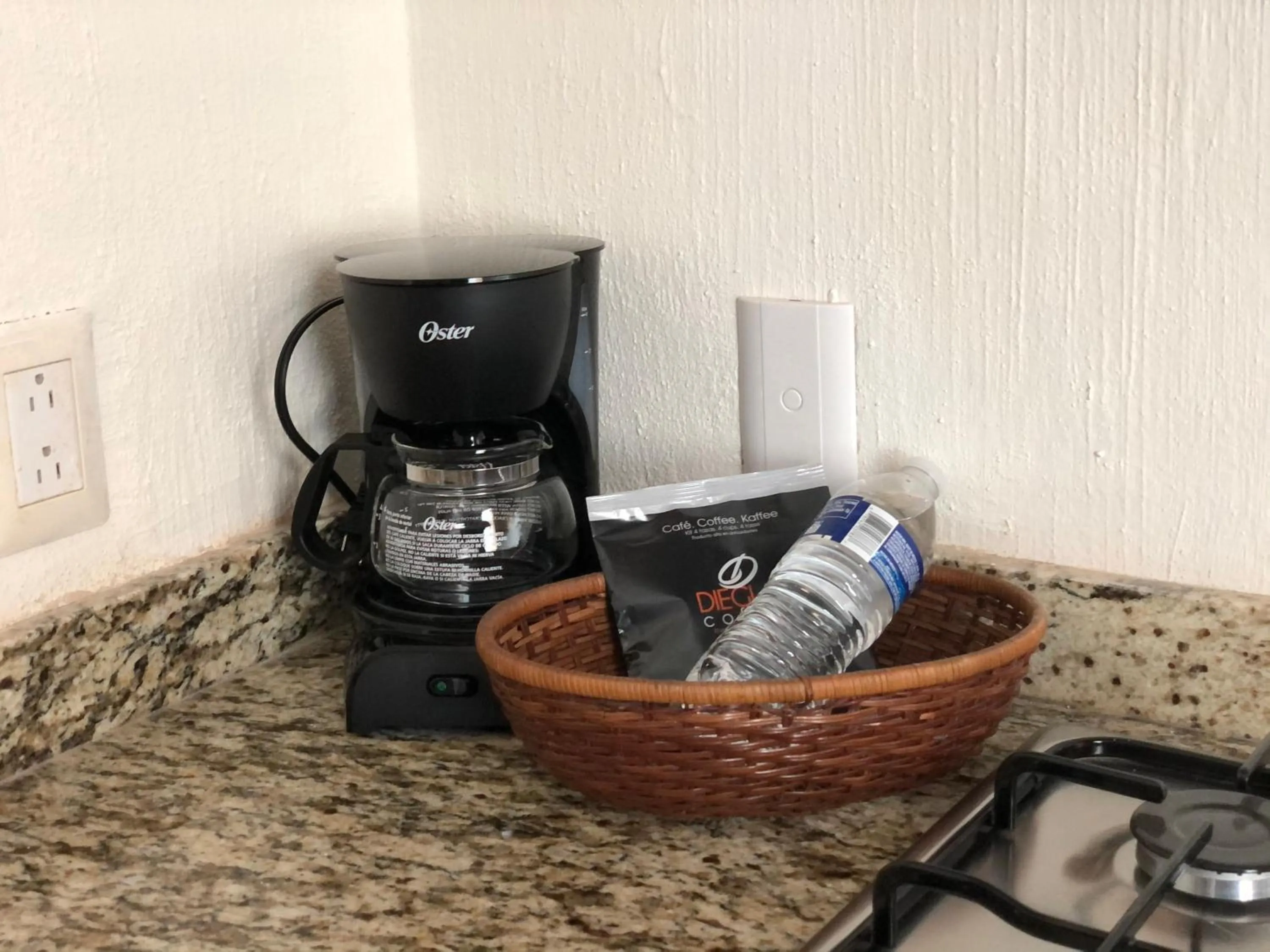 Coffee/tea facilities in CHIFLON VILLAS