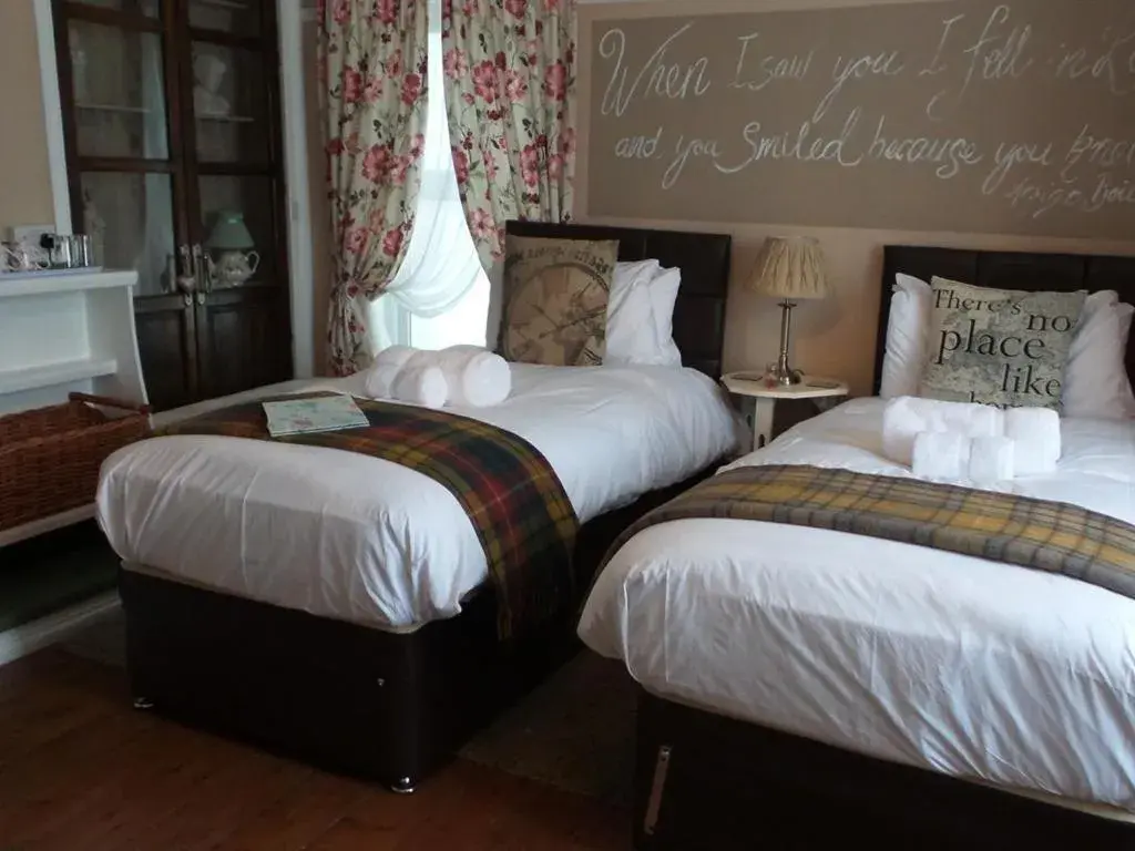 Bedroom, Bed in Hooray Henrys Sheringham Bedroom, Bed in Hooray Henrys Sheringham