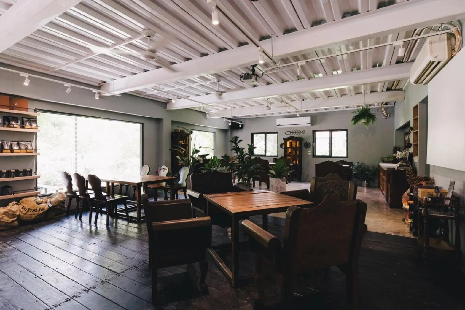 Restaurant/places to eat in Monet Garden Coffee Farm