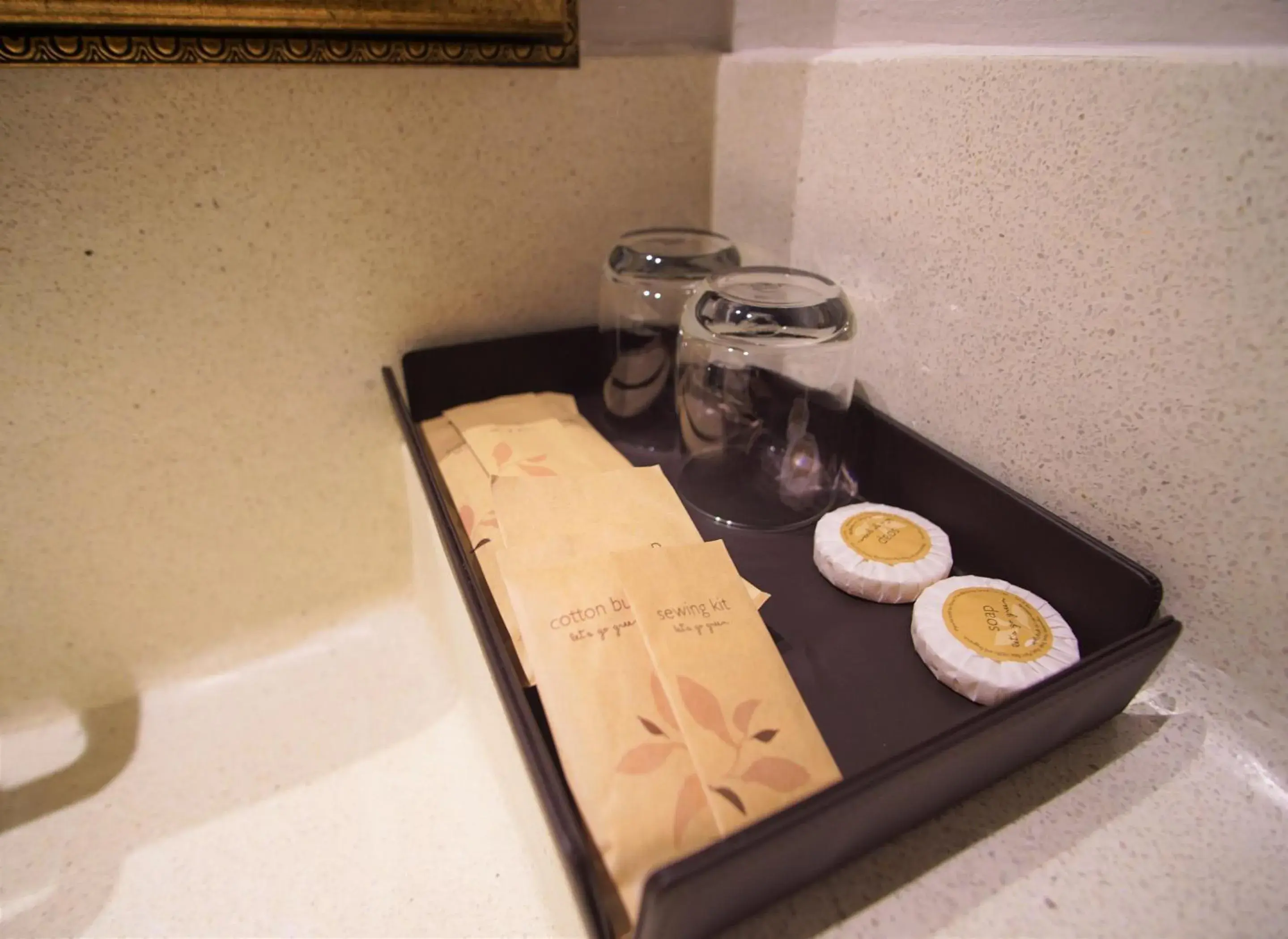 Food and drinks in Hideaway Food and drinks in Hideaway