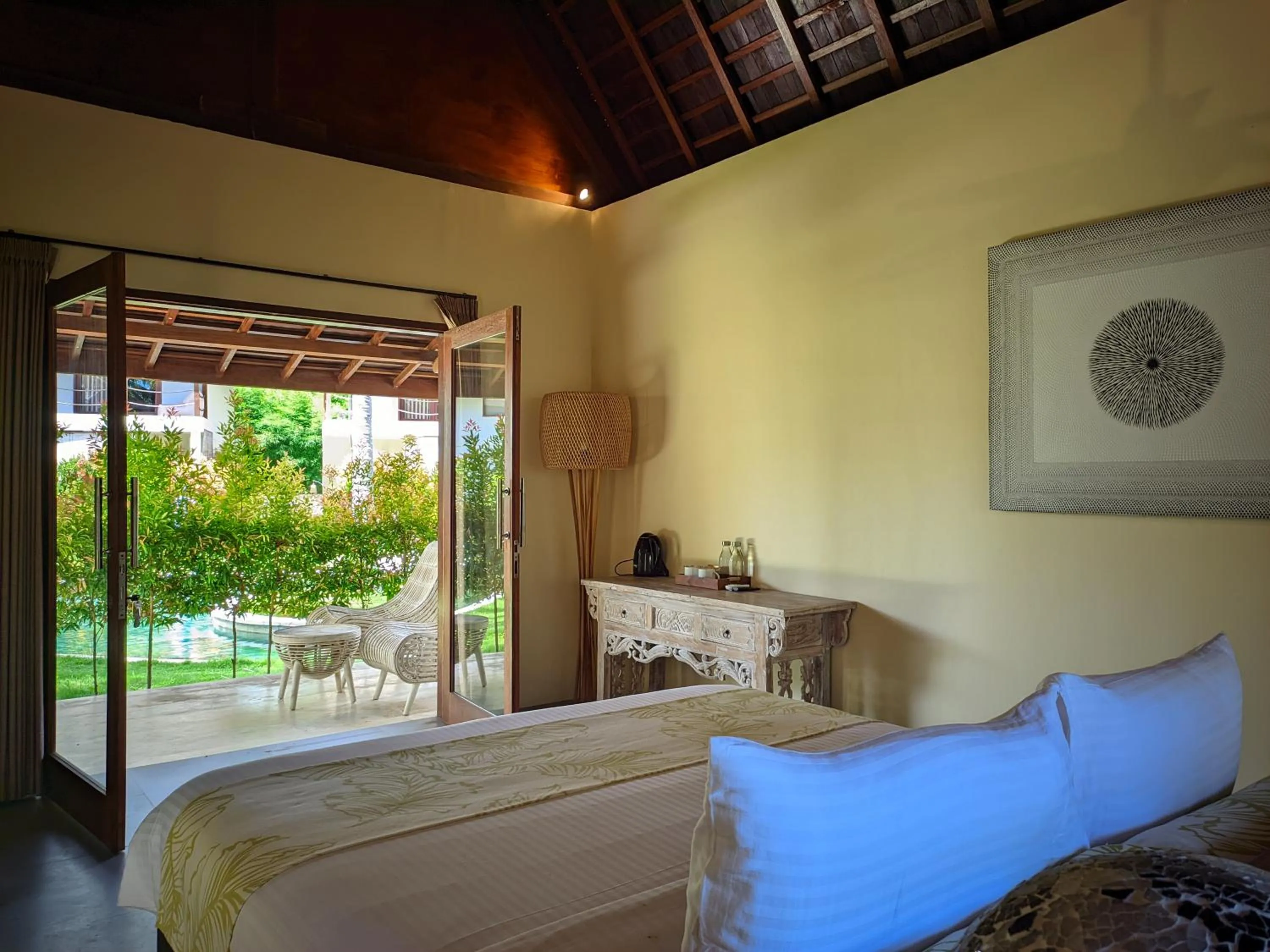 Bed in The Club Villas Lombok