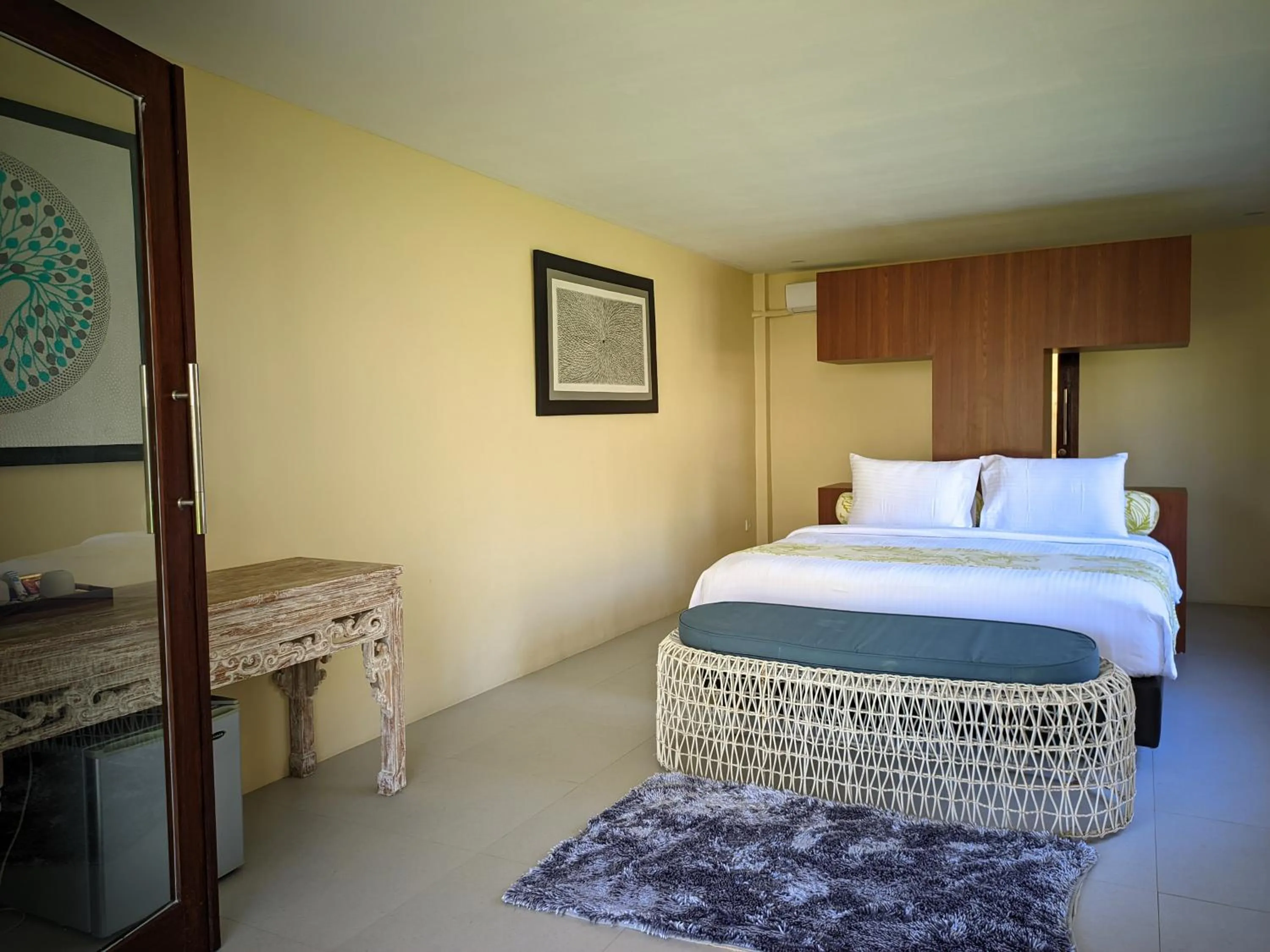 Bed in The Club Villas Lombok