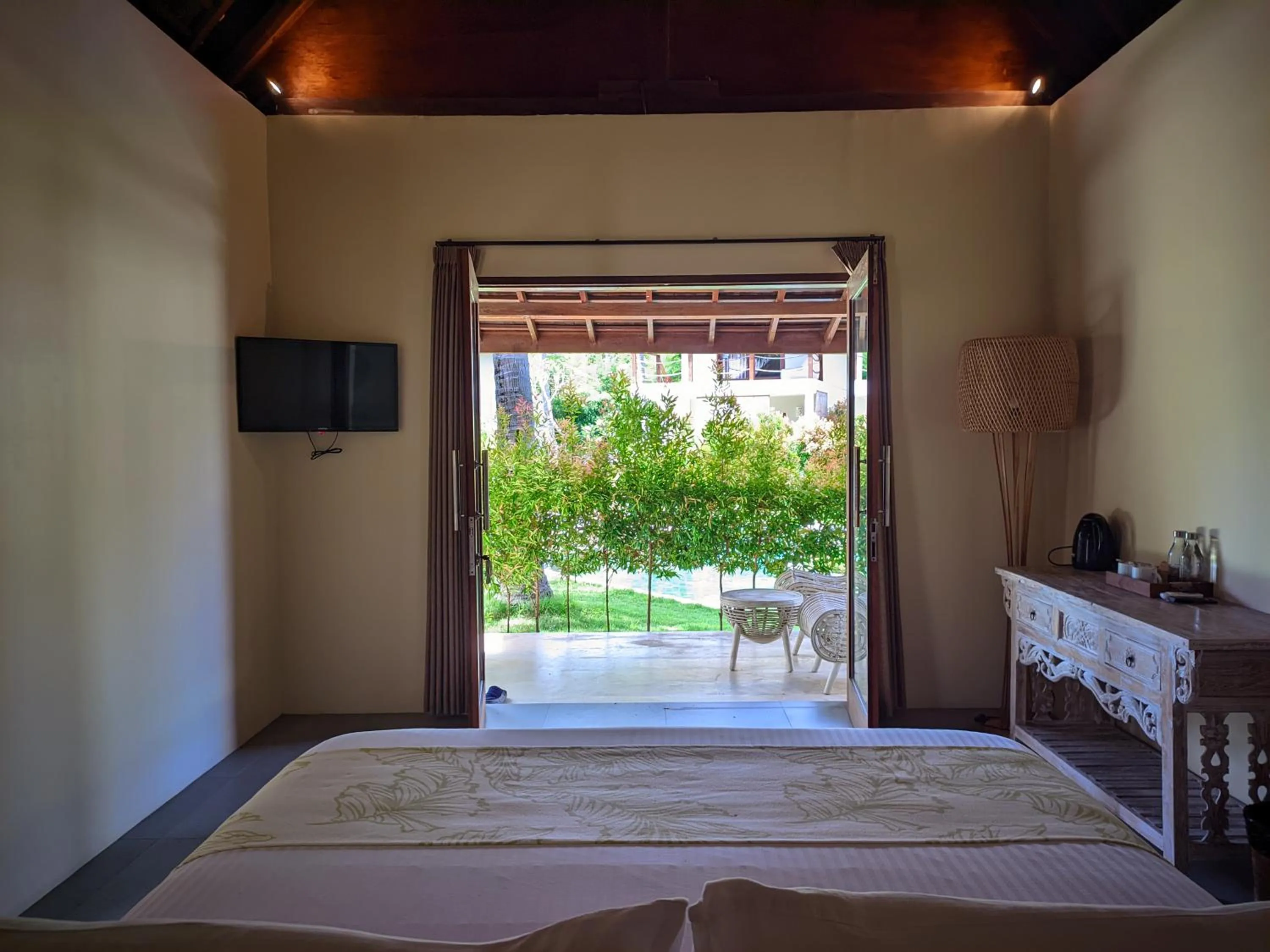 Bed in The Club Villas Lombok