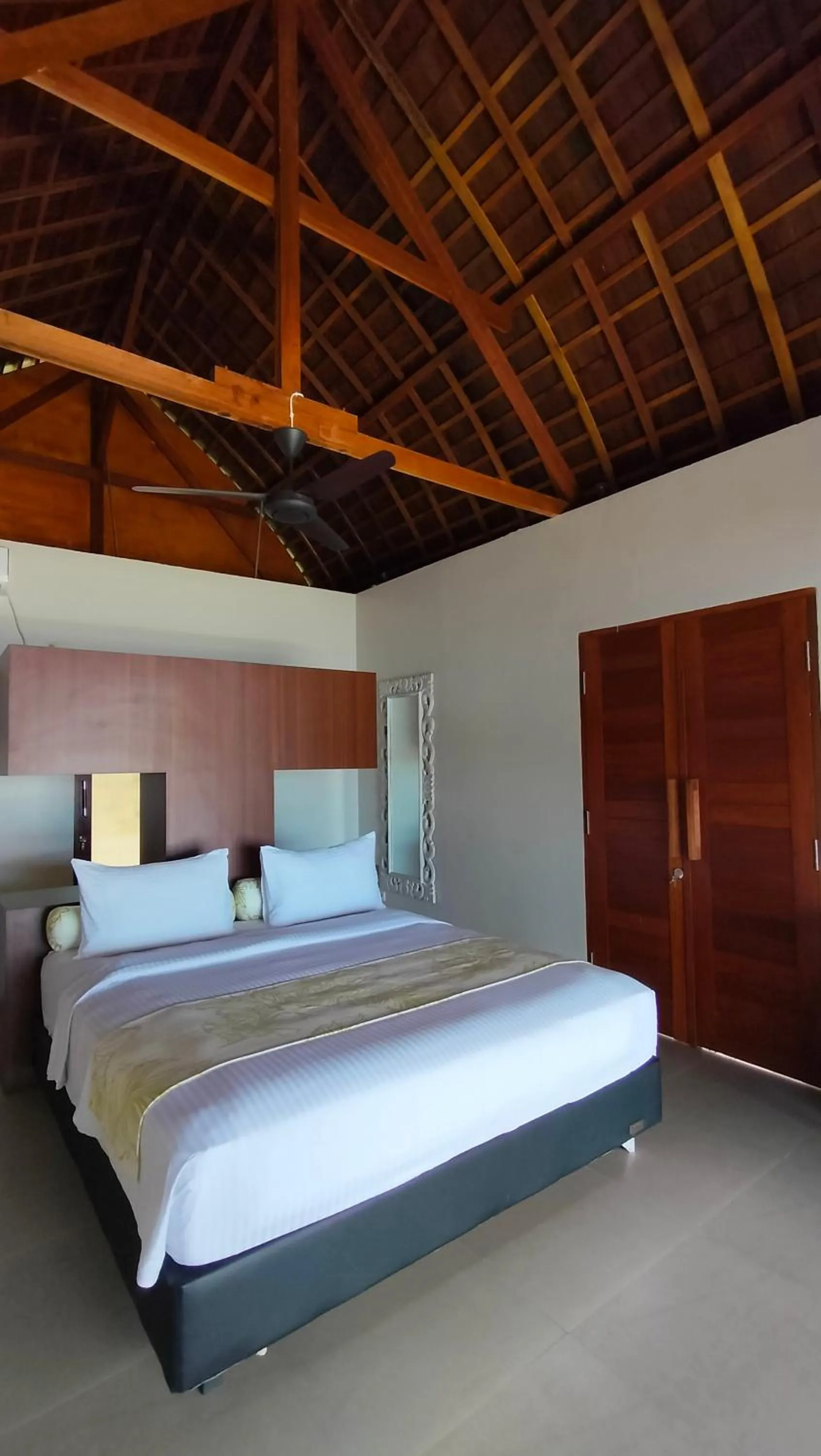 Bed in The Club Villas Lombok