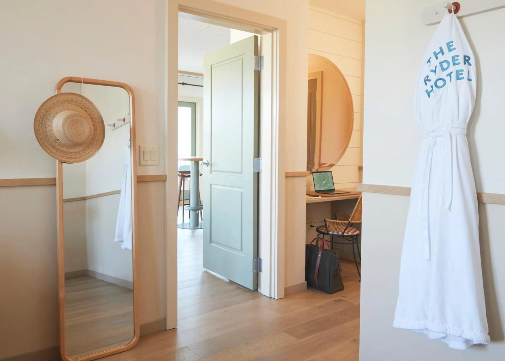 Photo of the whole room in The Ryder Hotel