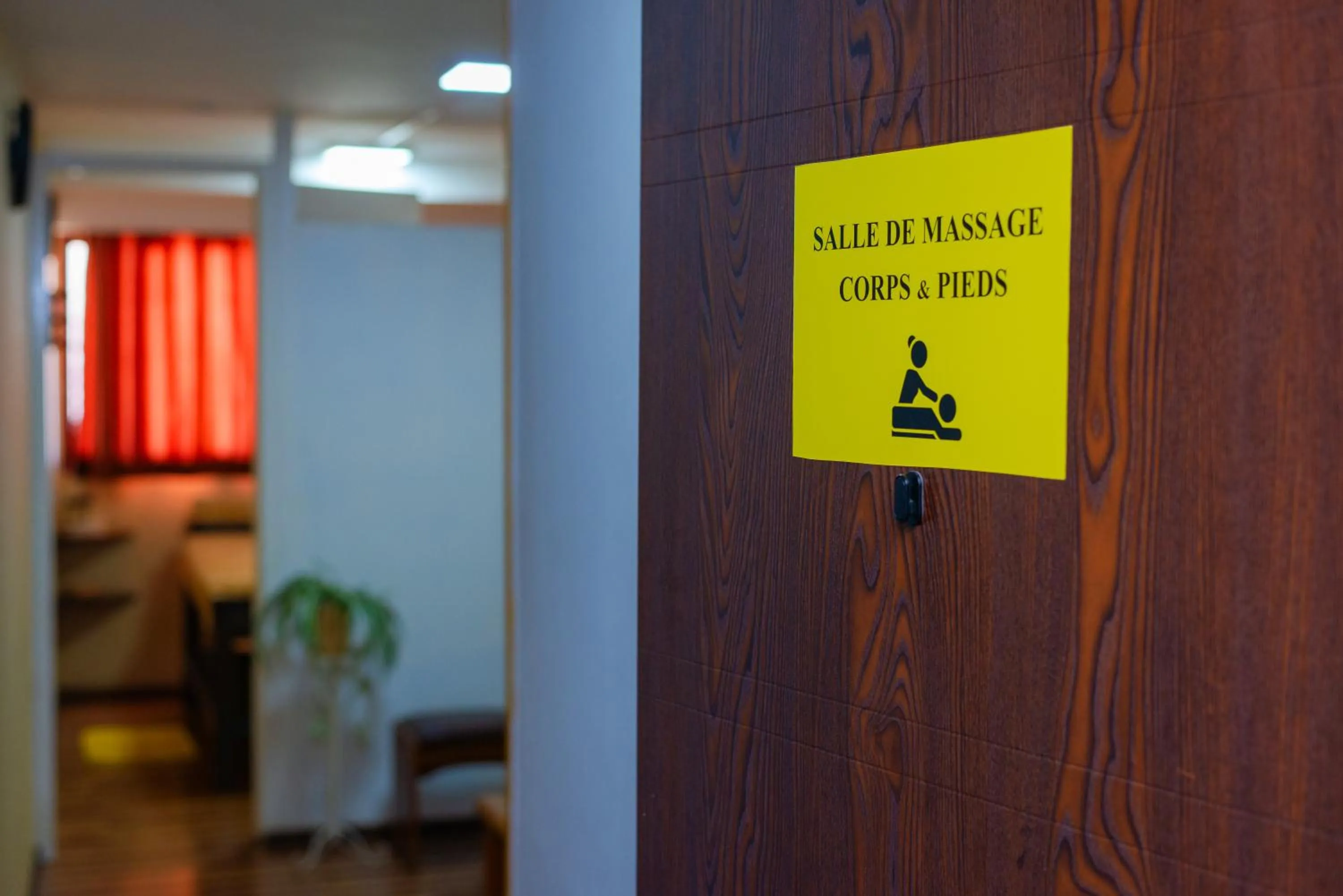 Massage in Hotel Le Pousse Pousse