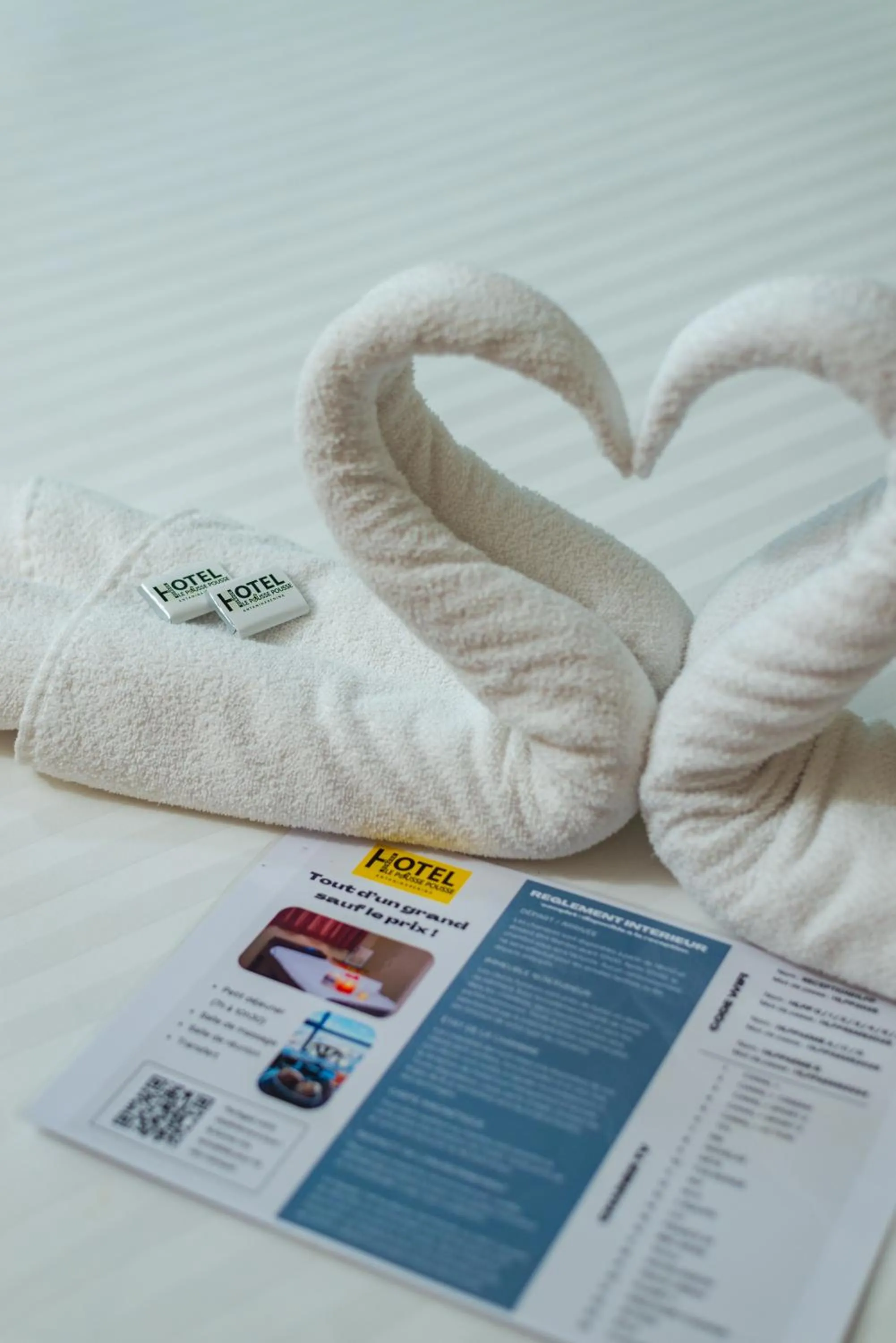 towels in Hotel Le Pousse Pousse