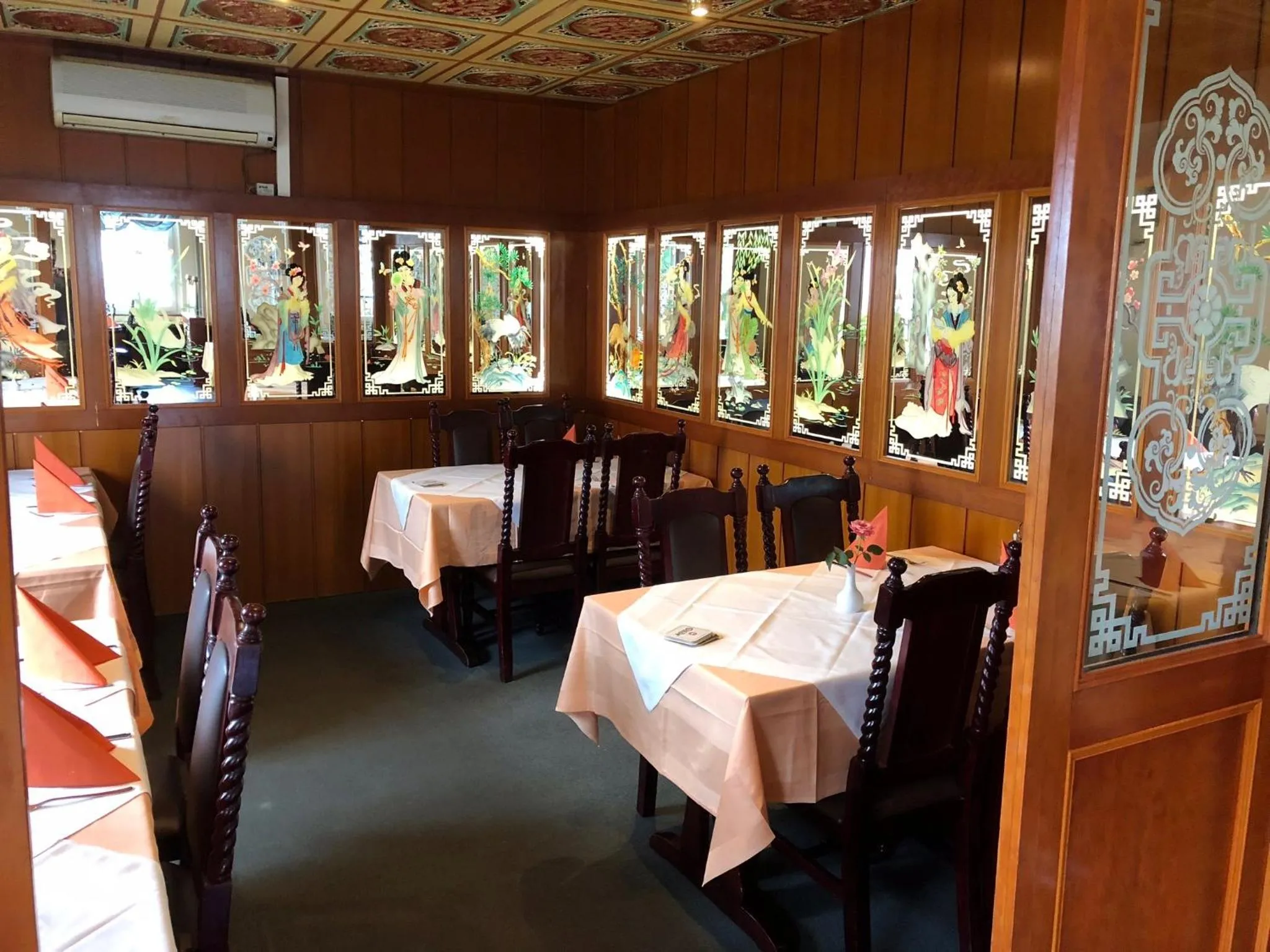 Restaurant/places to eat in Hotel Cao