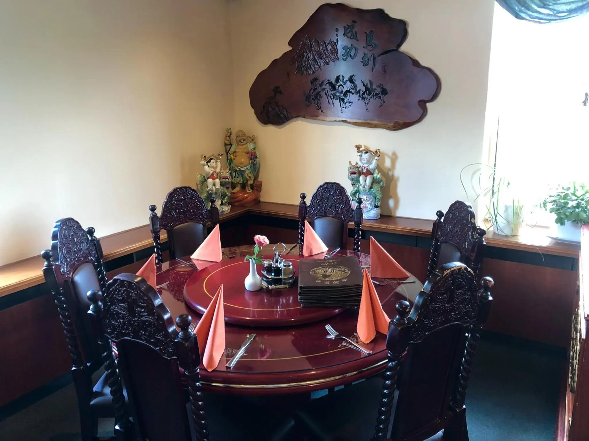 Restaurant/places to eat in Hotel Cao