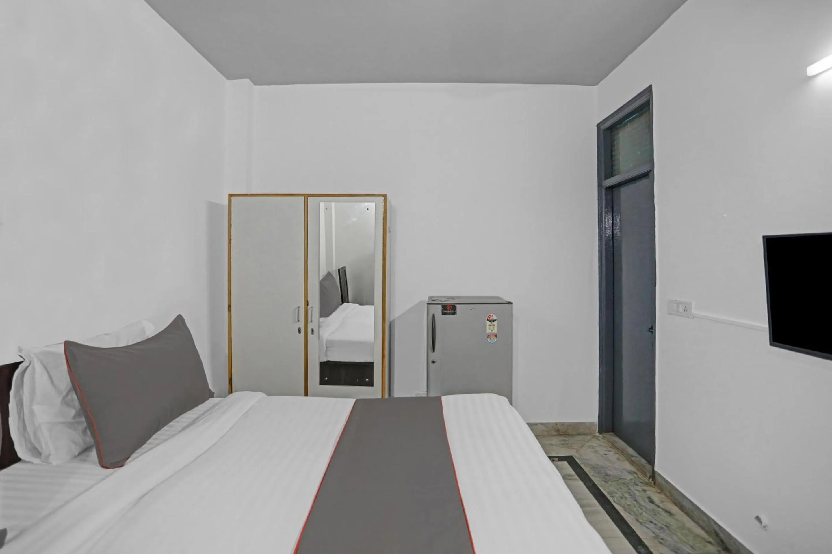 Bedroom, Bed in Hotel O The Premium Villa