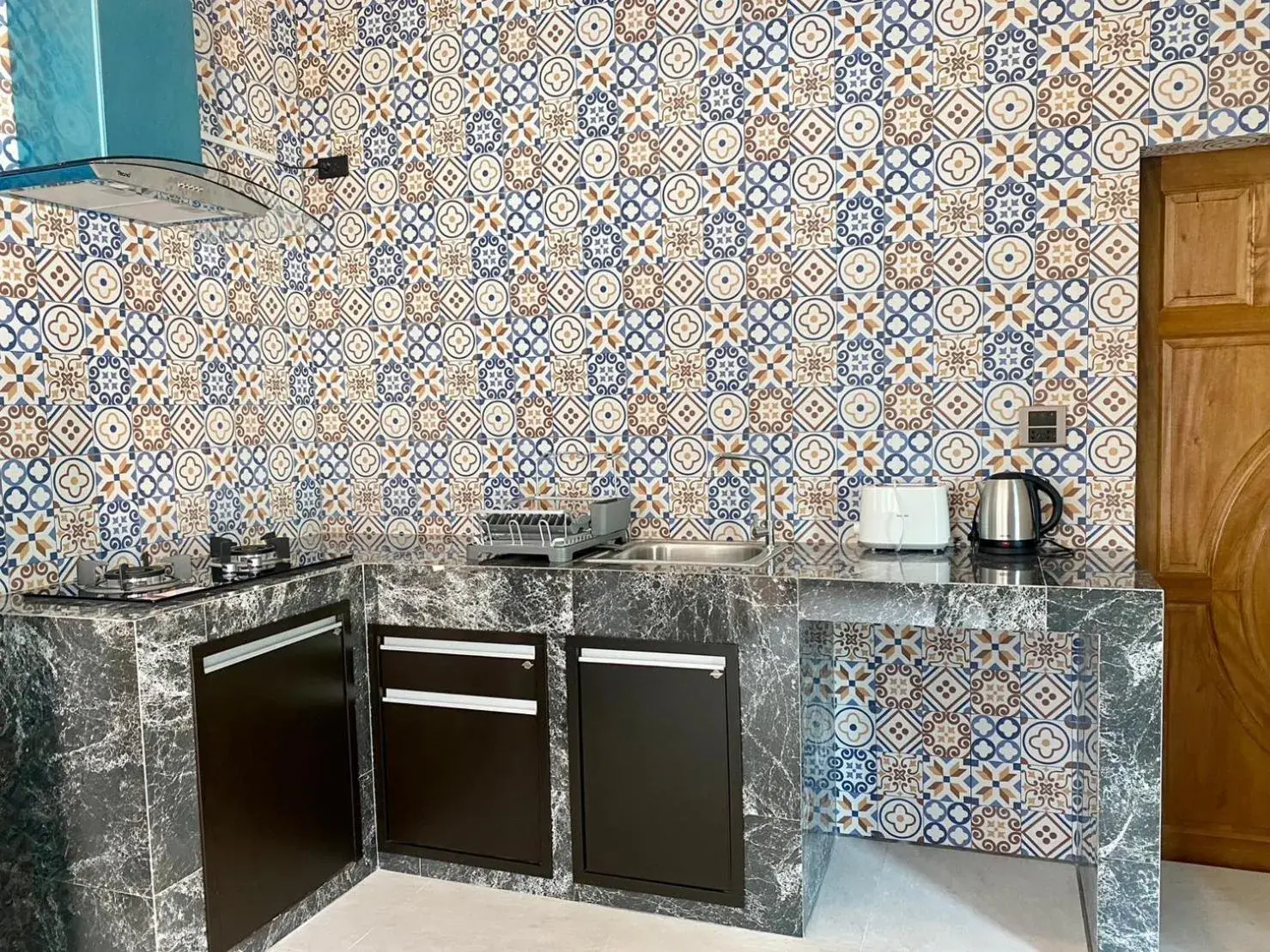 Kitchen or kitchenette in Blue Aura Pool Villa Kitchen or kitchenette in Blue Aura Pool Villa