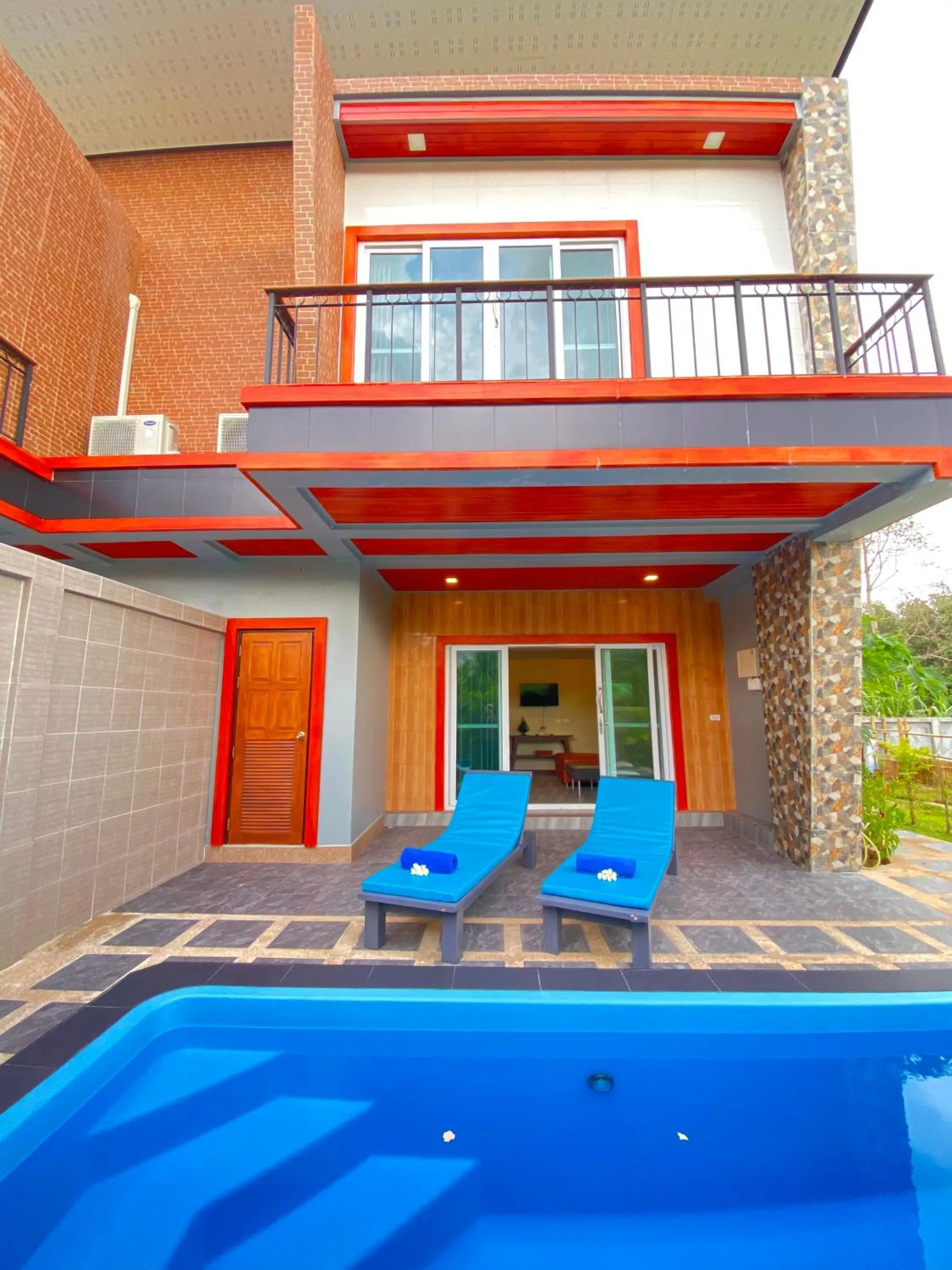 Blue Aura Pool Villa