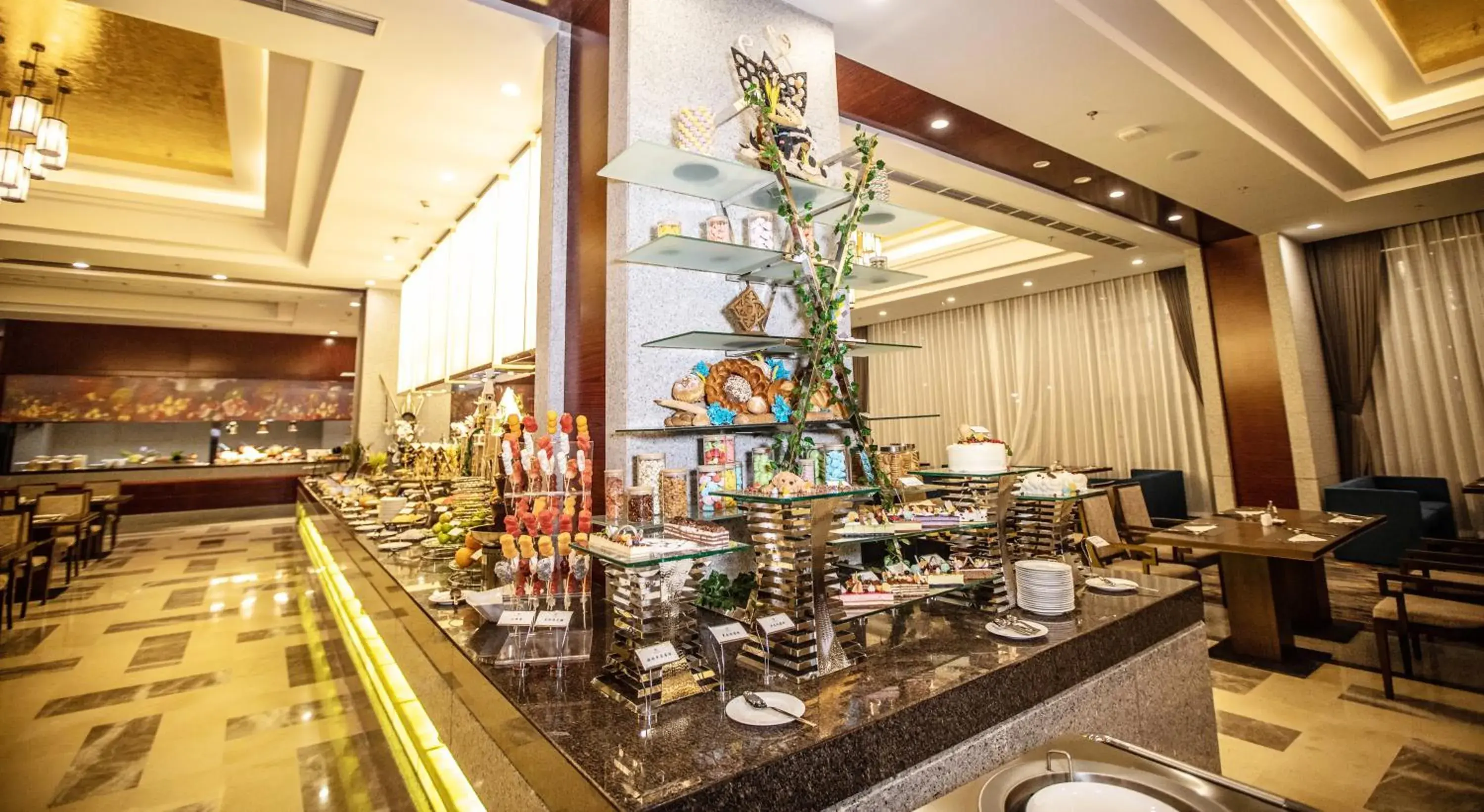 Restaurant/places to eat in Binhai Jinling International Hotel Restaurant/places to eat in Binhai Jinling International Hotel