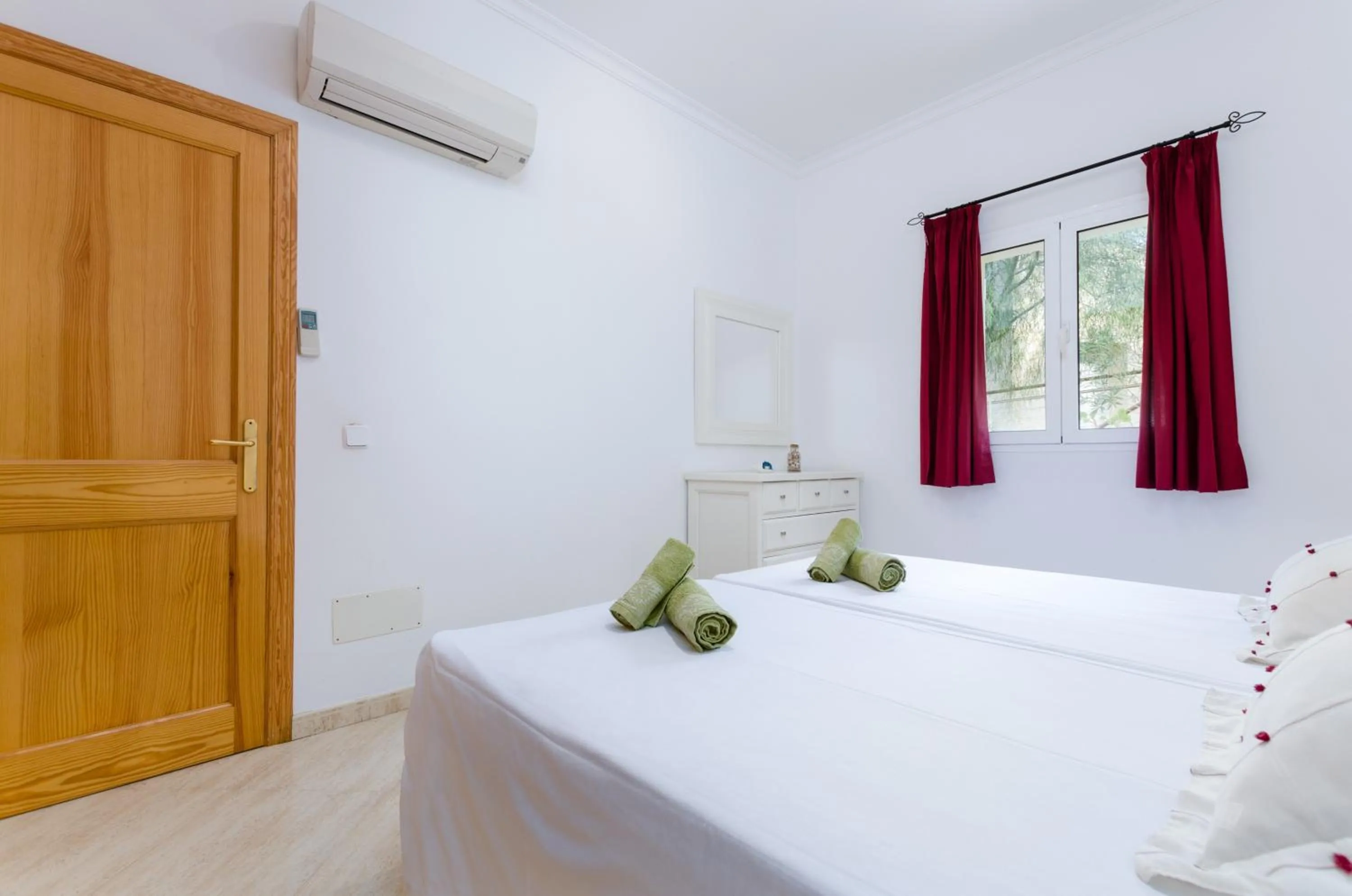 Bedroom, Bed in Bexan Cala Mandia