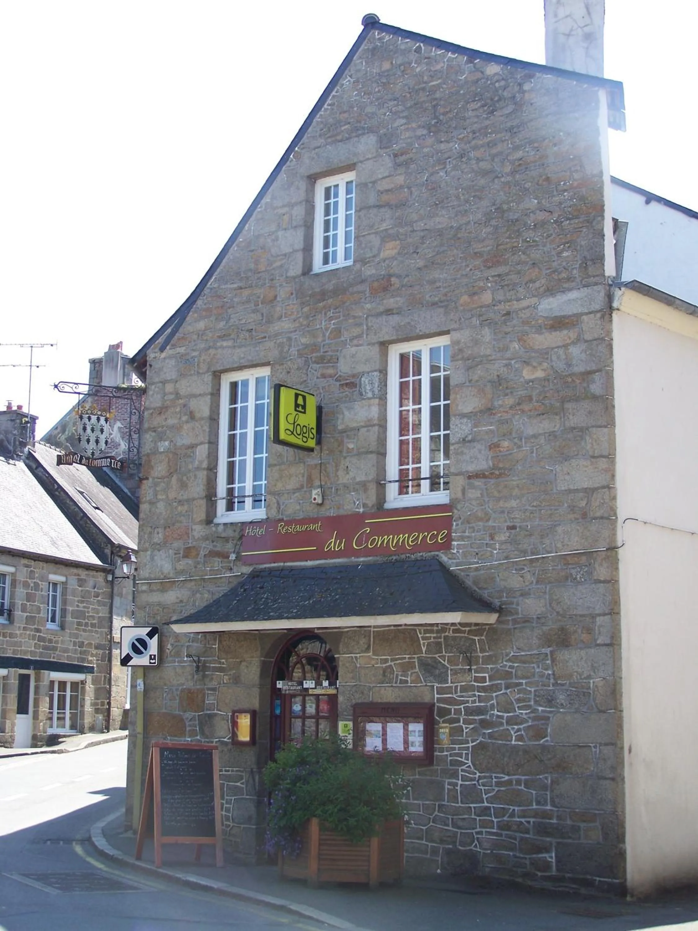 Logis Hôtel du Commerce