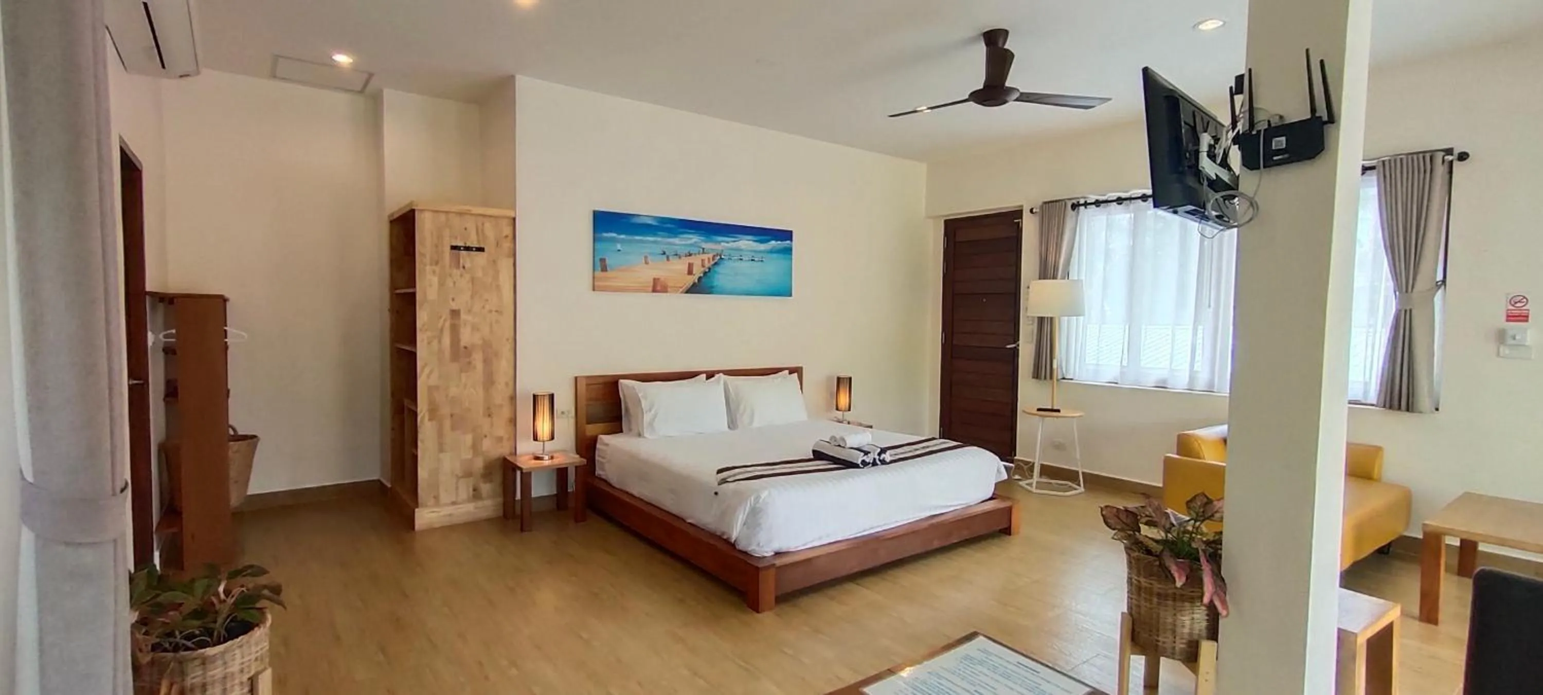 Bed in Le Grand Bleu Hotel