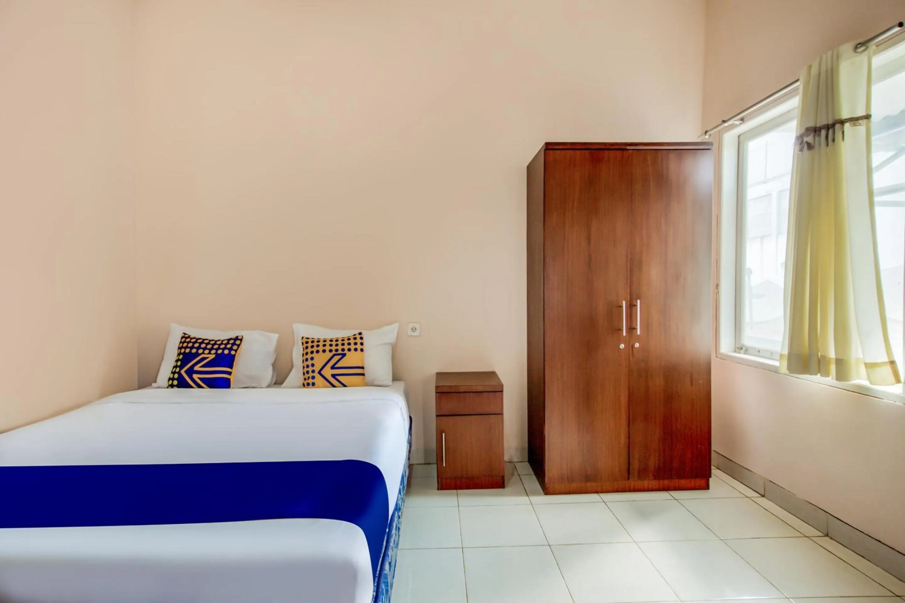 Bedroom, Bed in Hotel O Al-ghani 2 Syariah