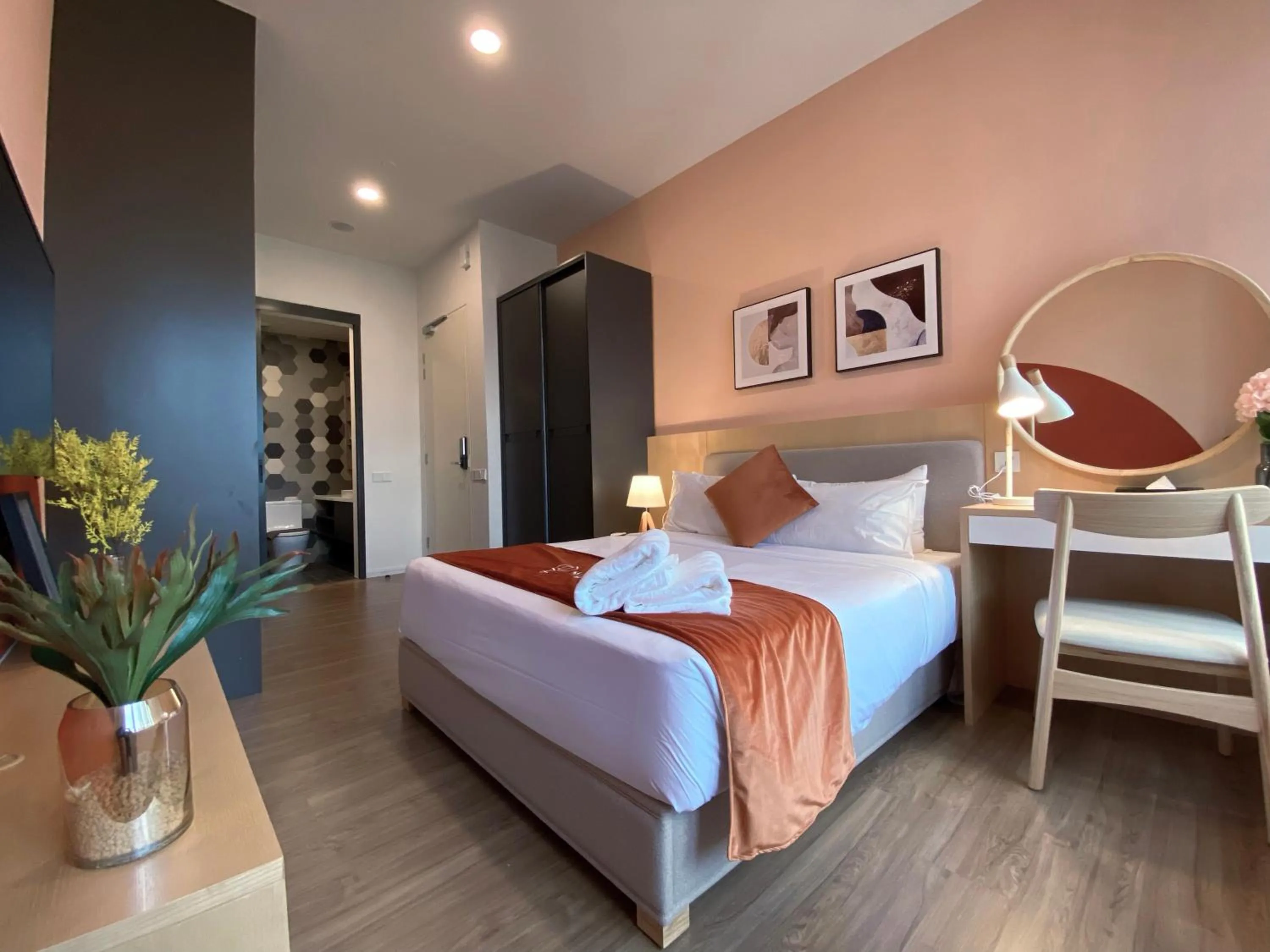 Bed in Ceylonz Suites by MyKey