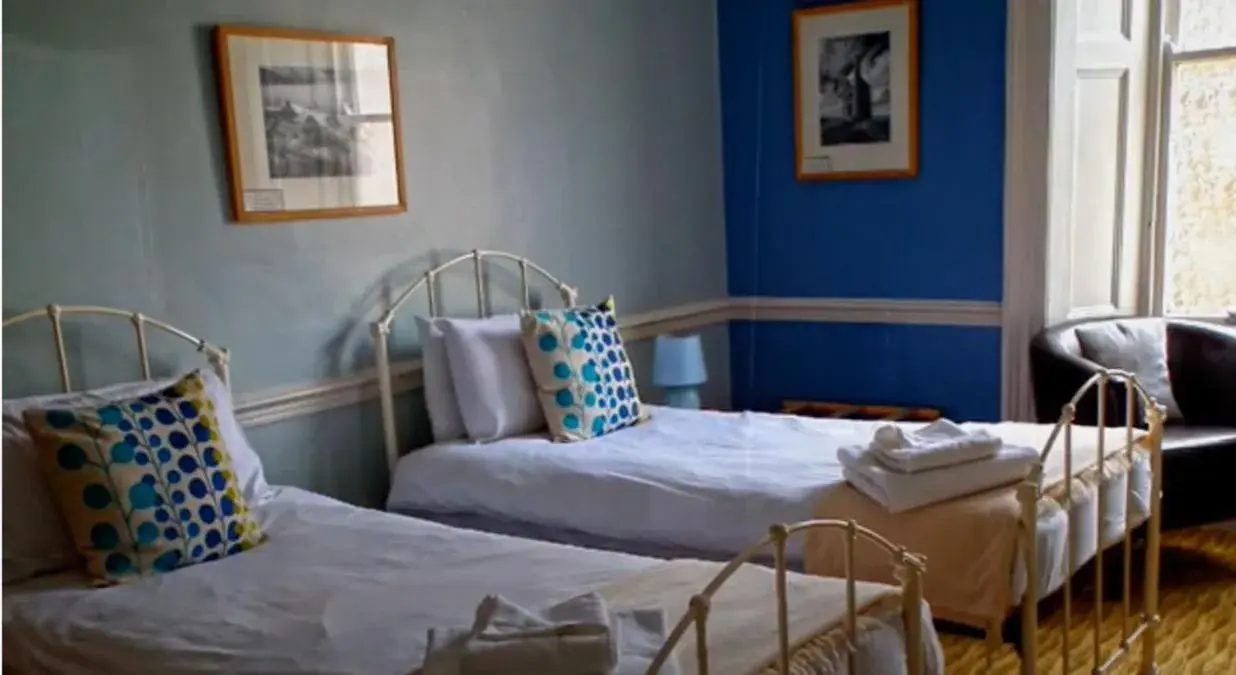 Standard Twin Room in The Top House Inn Standard Twin Room in The Top House Inn