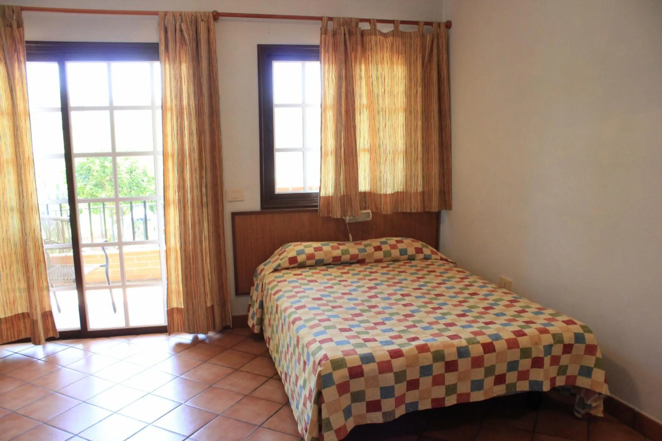 Bedroom, Bed in Apartamentos Atlantis
