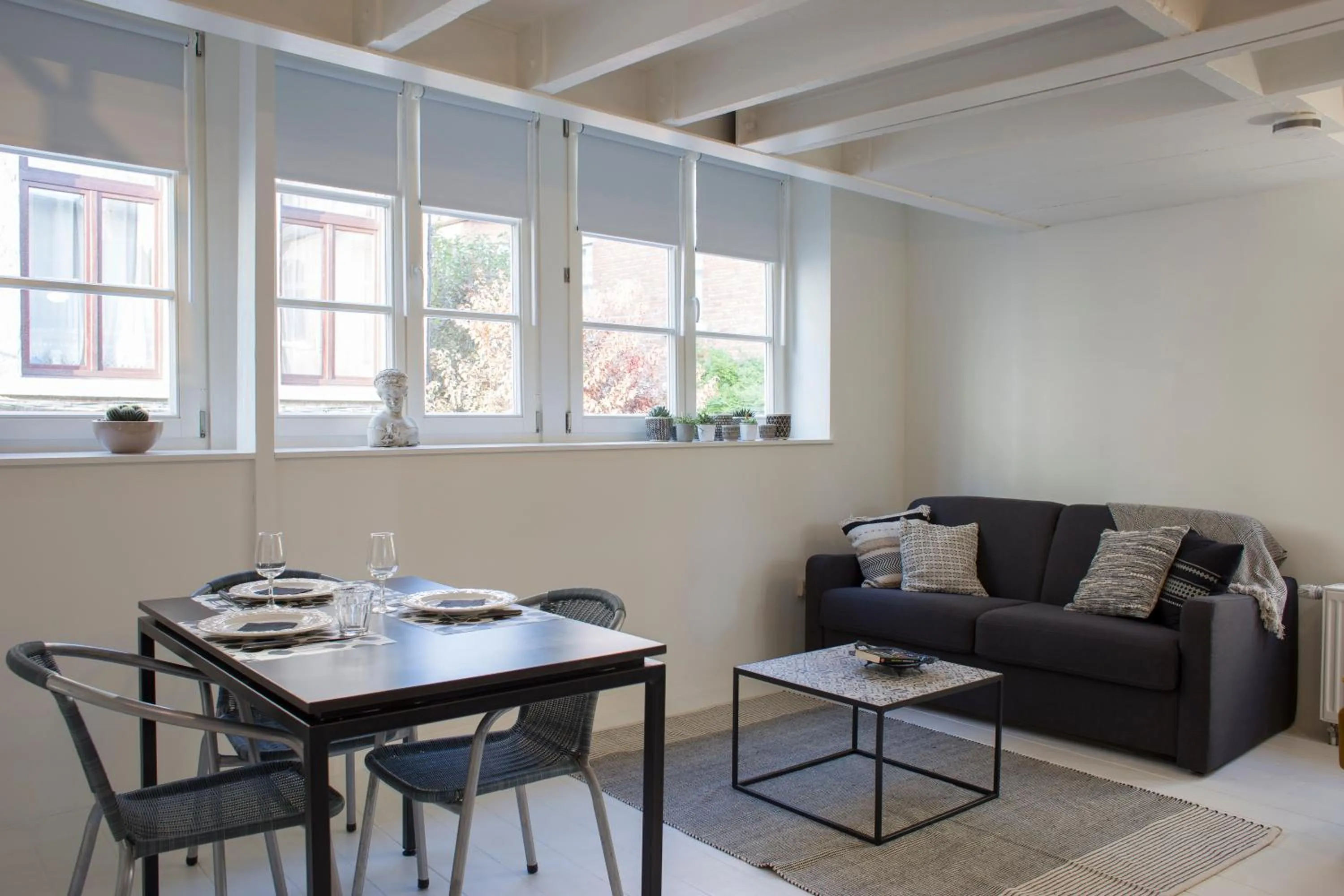 Living room in La Garçonnière de Wiertz - Esc'Appart