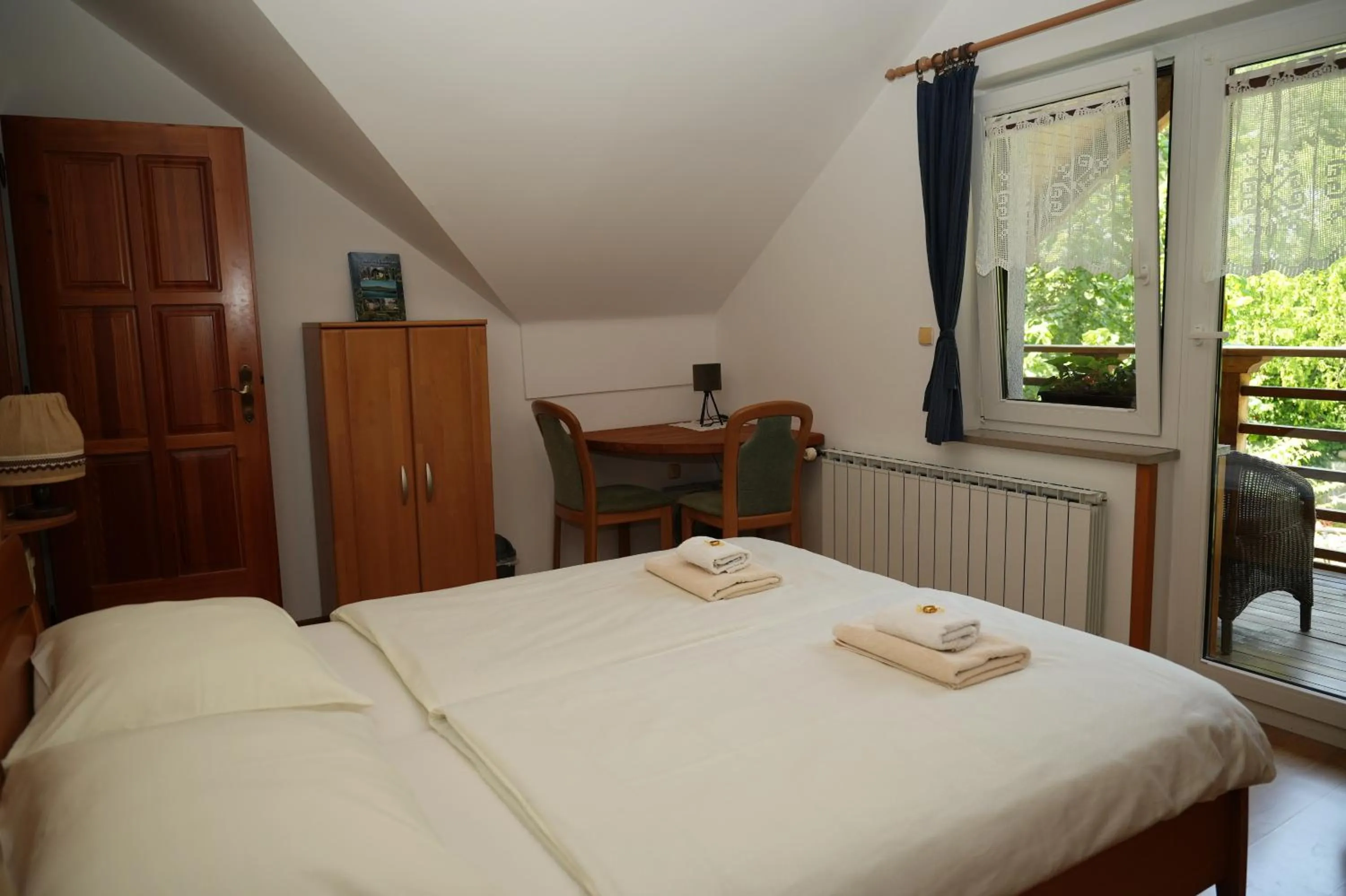 View (from property/room), Bed in Miškar Rooms