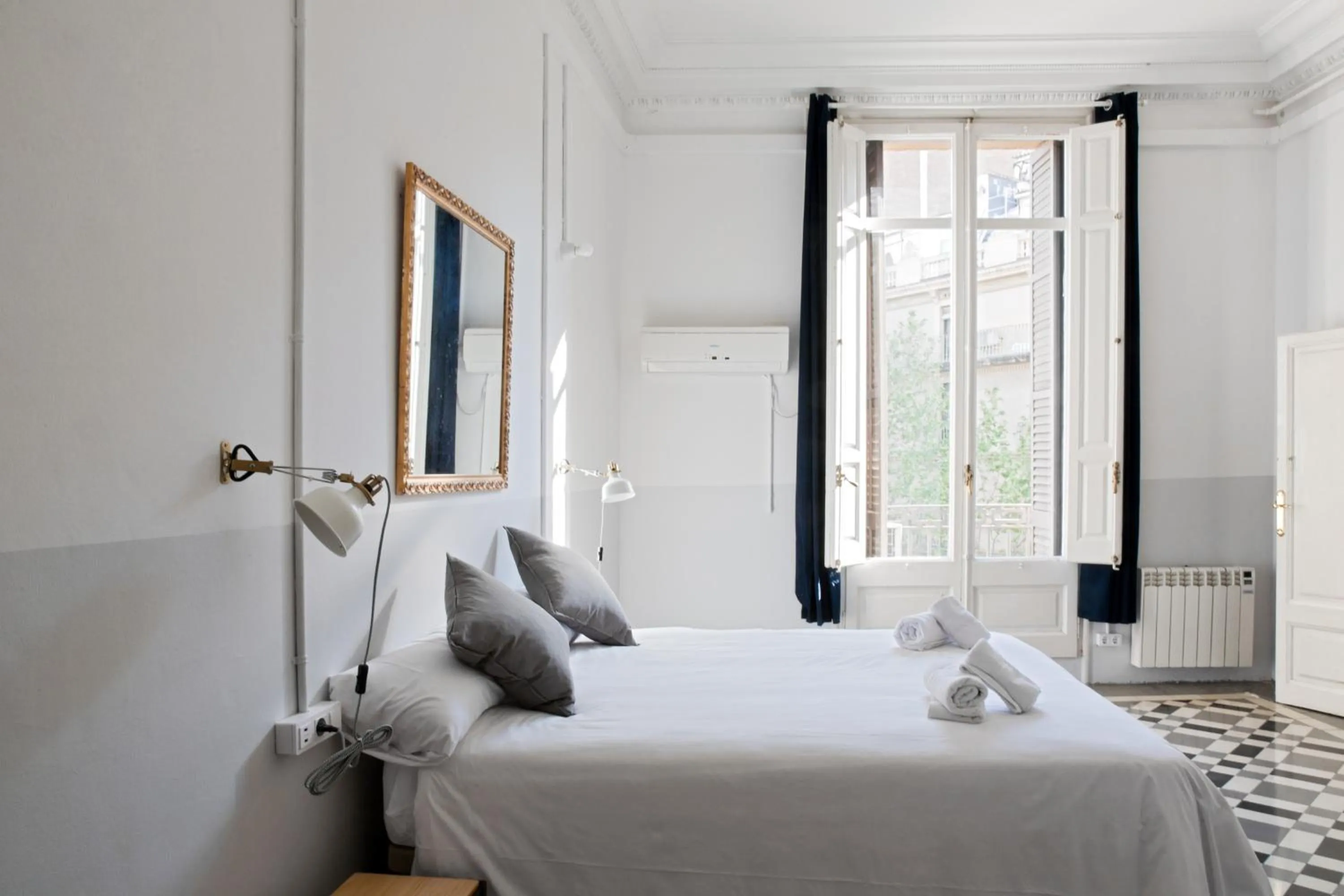 Bed in My Address in Barcelona