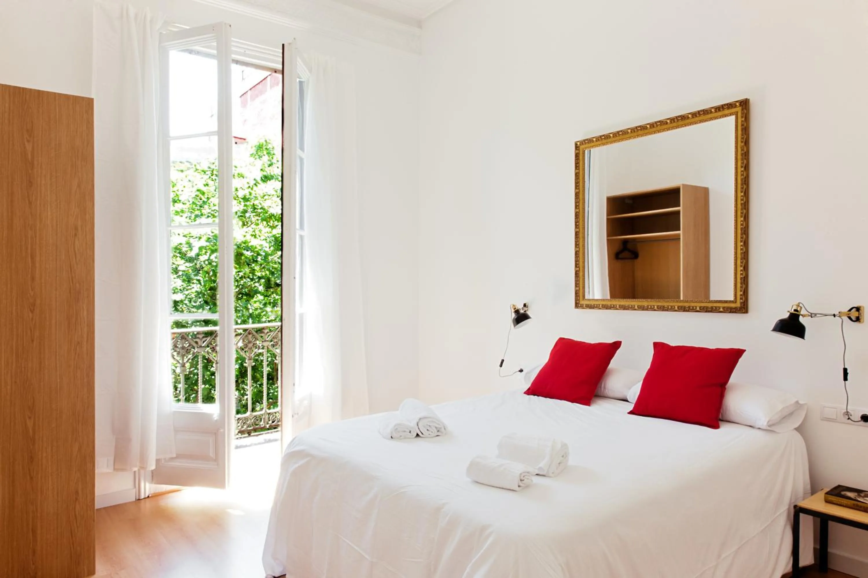 Bedroom, Bed in My Address in Barcelona