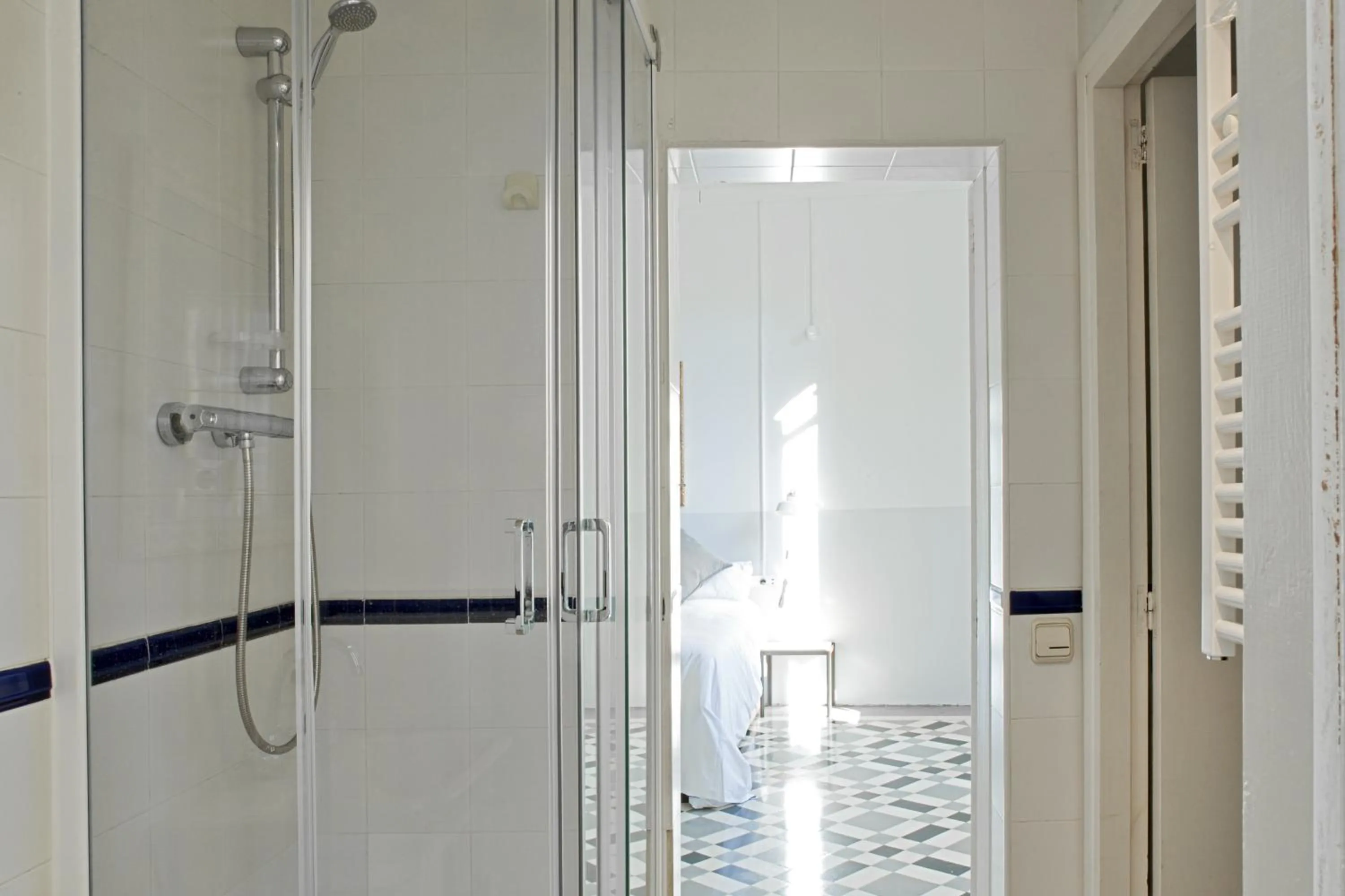 Shower in My Address in Barcelona