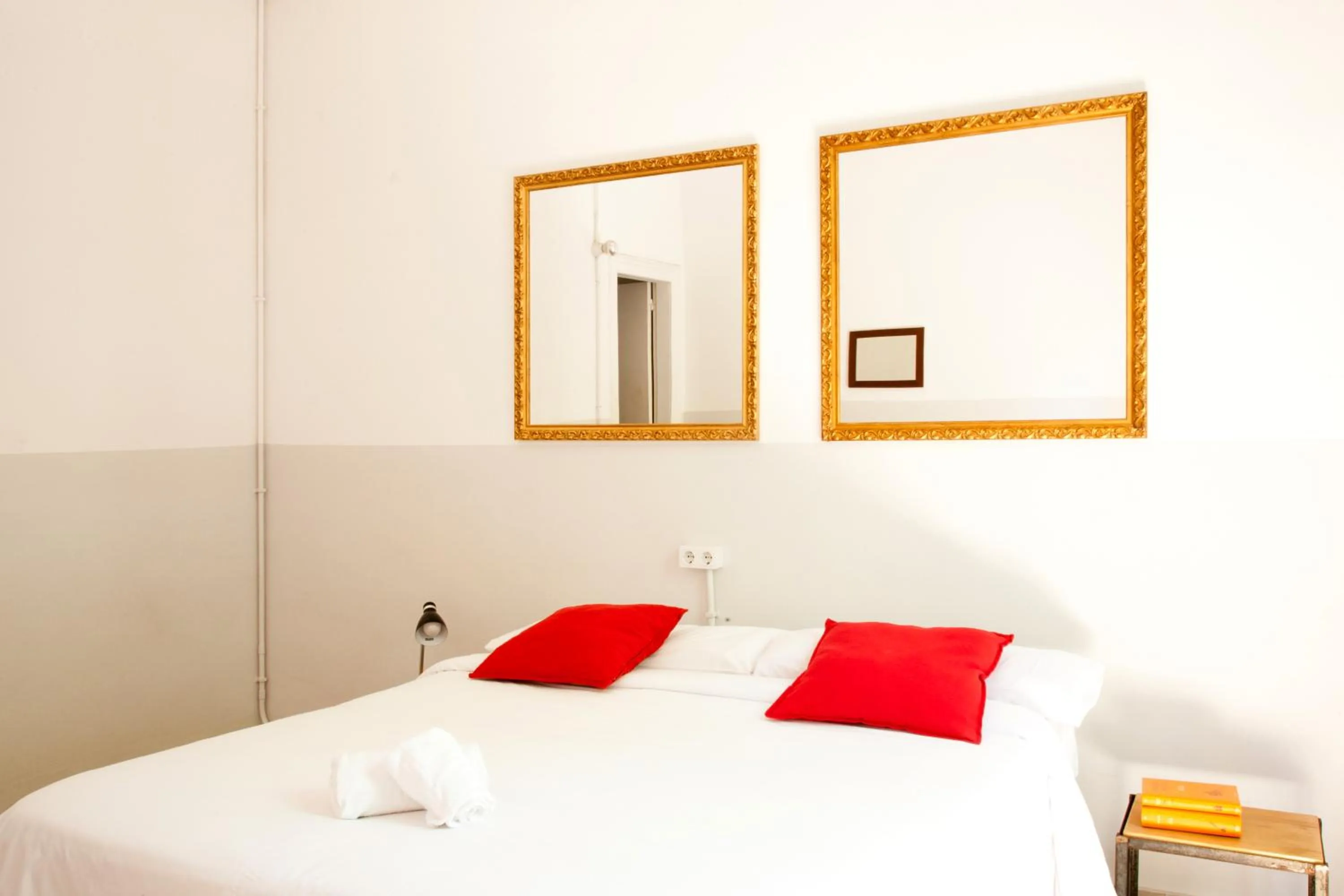 Bedroom, Bed in My Address in Barcelona