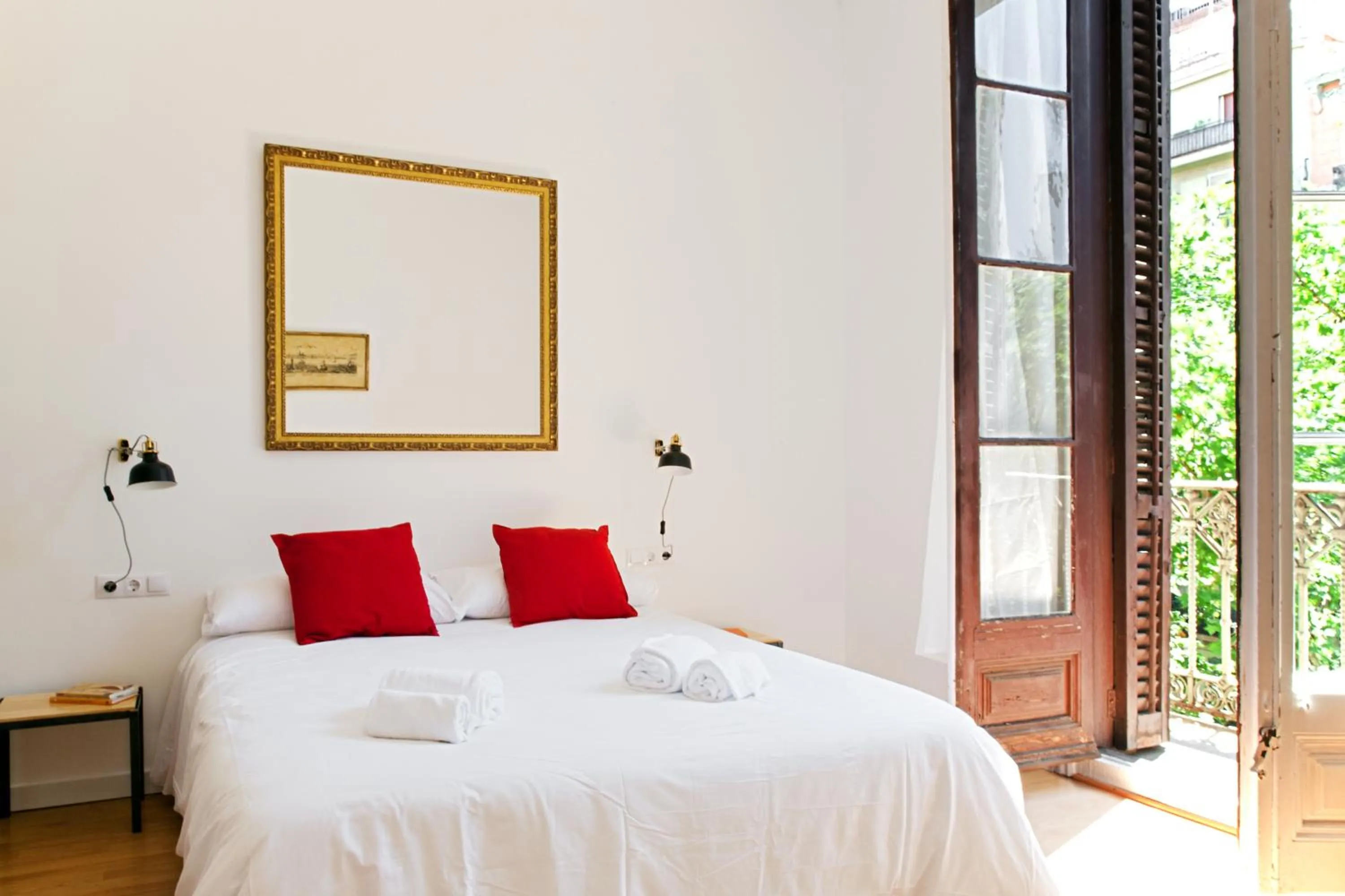 Bedroom, Bed in My Address in Barcelona