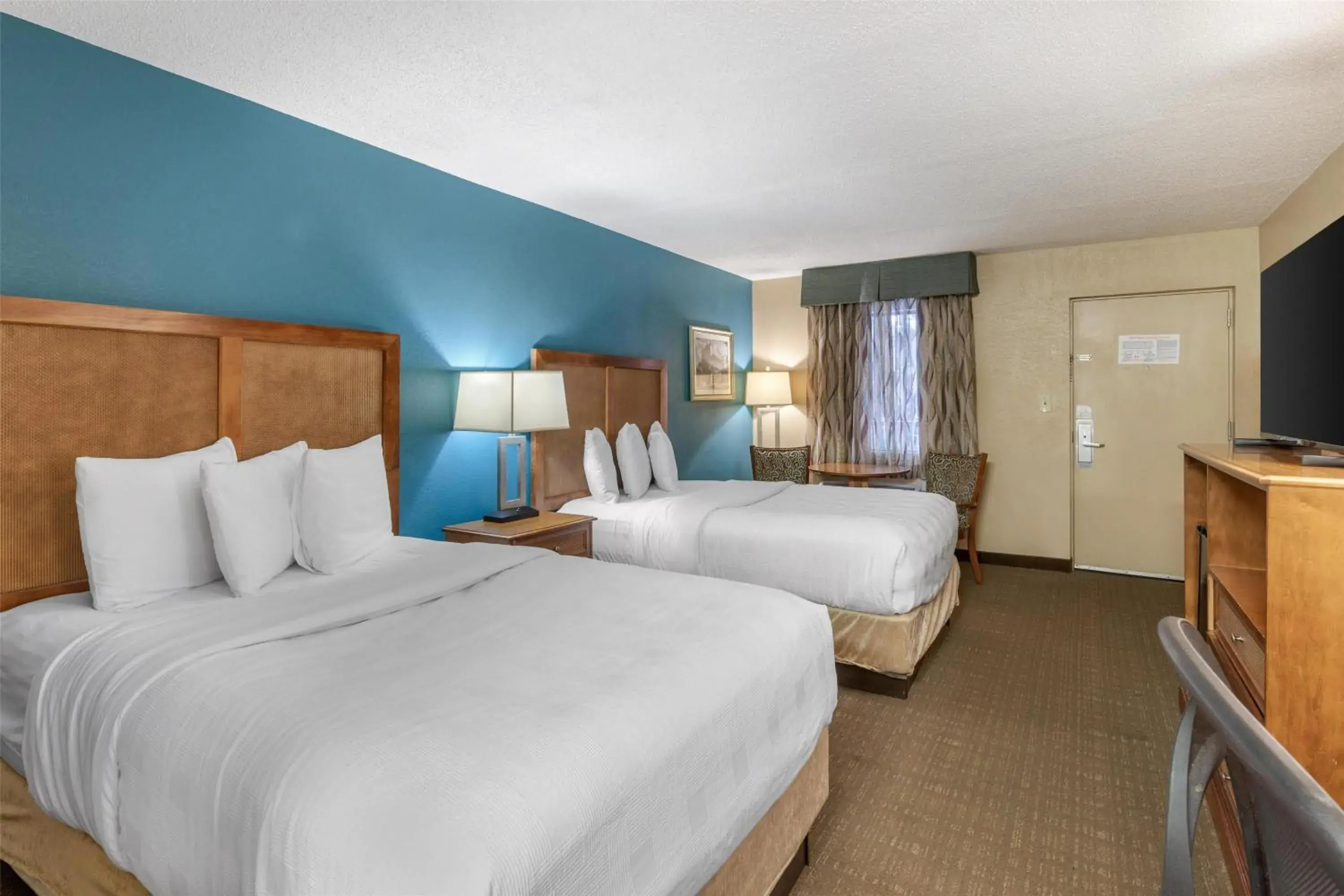 Double Room with Two Double Beds - Non-Smoking in Best Western Charleston Inn Double Room with Two Double Beds - Non-Smoking in Best Western Charleston Inn