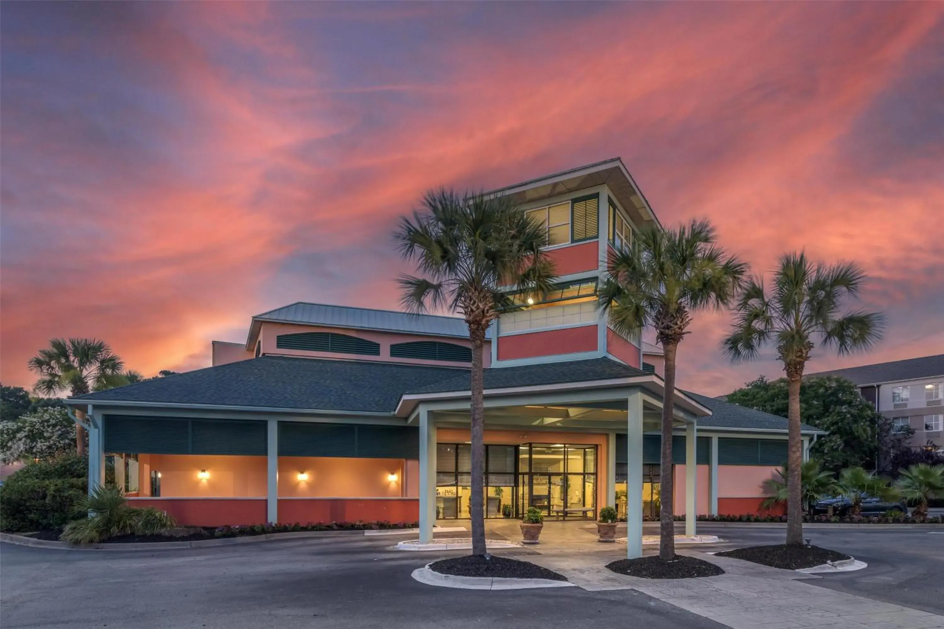 Property building in Best Western Charleston Inn Property building in Best Western Charleston Inn